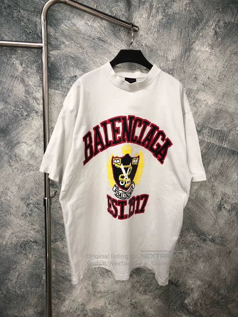 Balenciaga Balenciaga Logo Letter Pattern Print Round Neck Short Slee Size US L / EU 52-54 / 3 - 1 Thumbnail