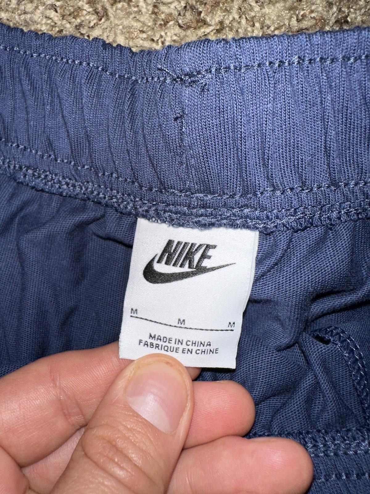 Nike Nike Sportswear Club Solid Color Cotton Casual Shorts Sample Size US 32 / EU 48 - 5 Thumbnail