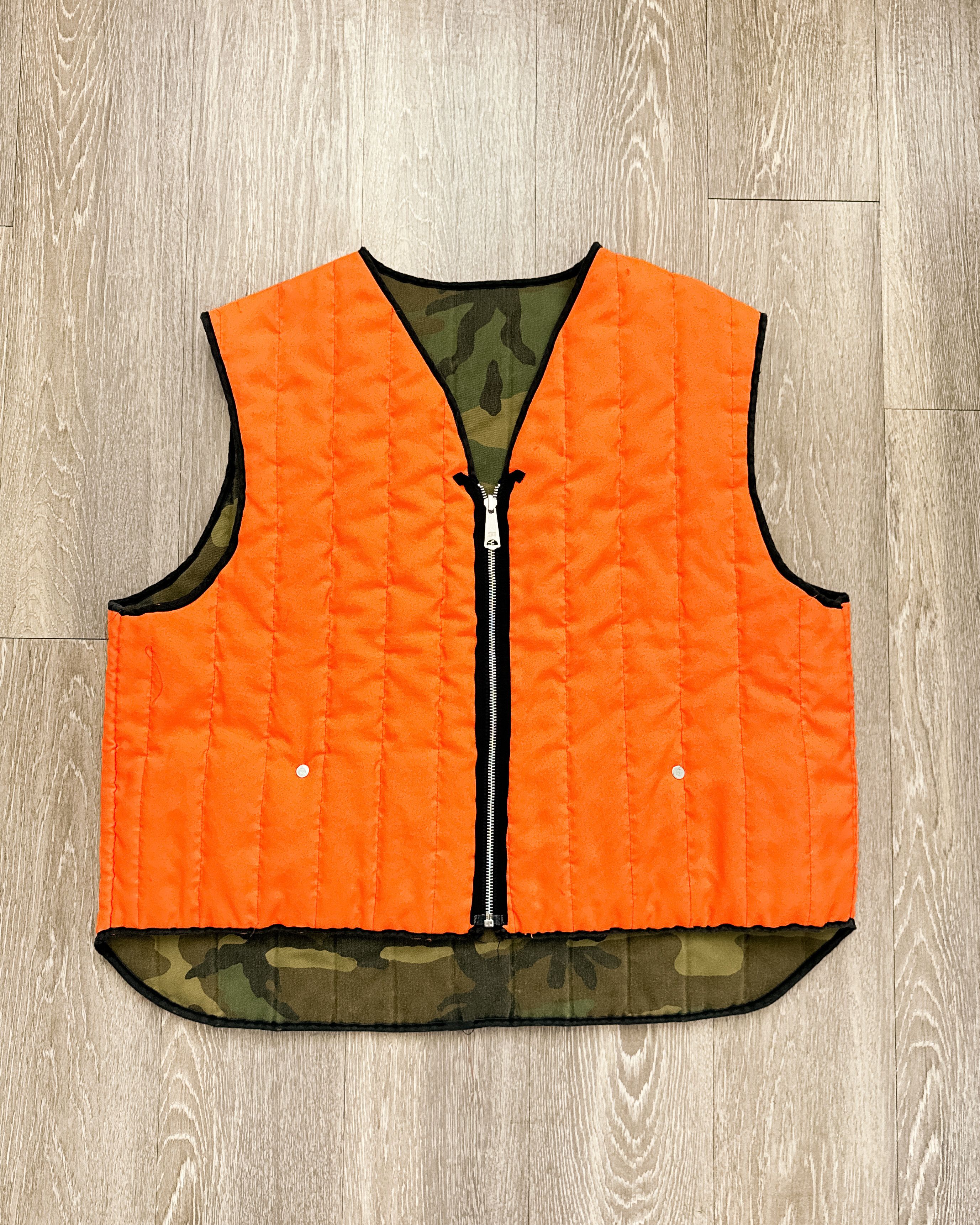 Vintage Vintage 1980s Camo Camouflage Reversible Orange Hunting Vest Size US XL / EU 56 / 4 - 4 Thumbnail