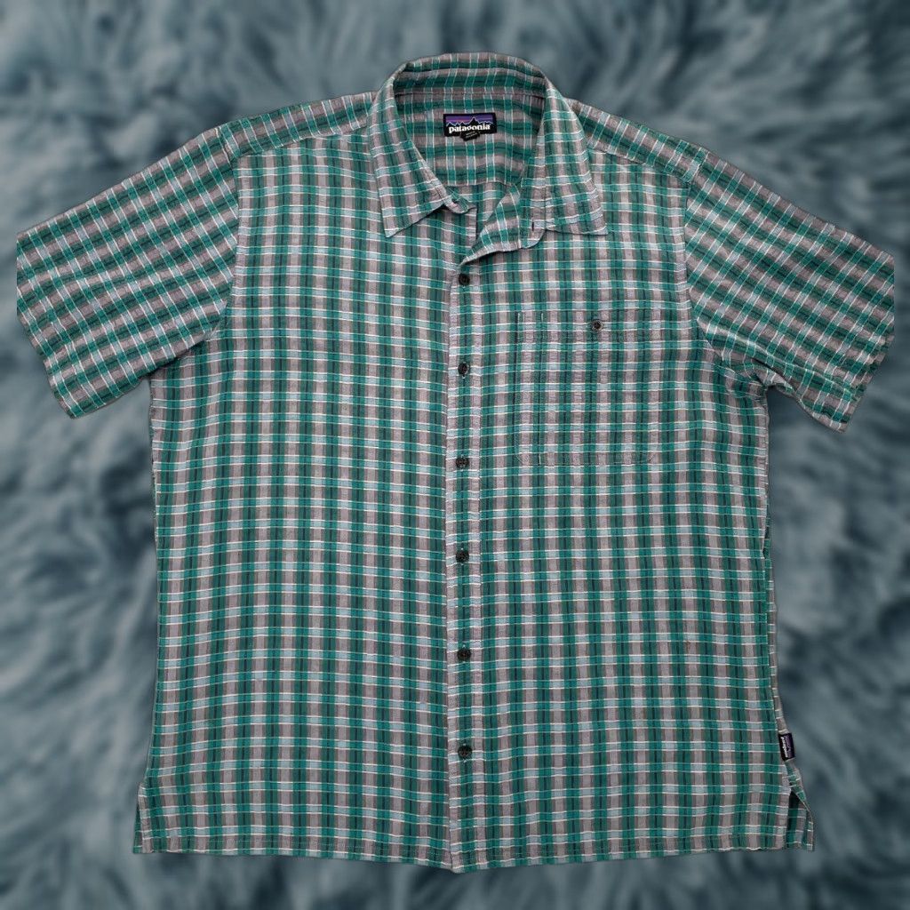 Patagonia Patagonia Men's Large Green Gray Shirt Button-Up Short Sleeve Plaid Logo Casual Travel Size US L / EU 52-54 / 3 - 1 Thumbnail