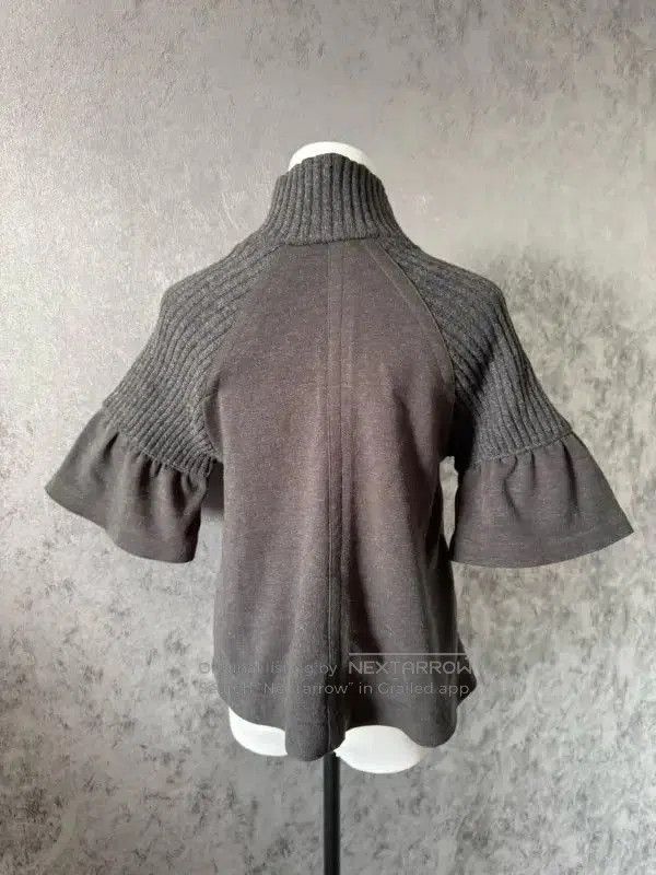 Burberry Burberry Gray Short Cardigan for Women. Size M / US 6-8 / IT 42-44 - 5 Thumbnail