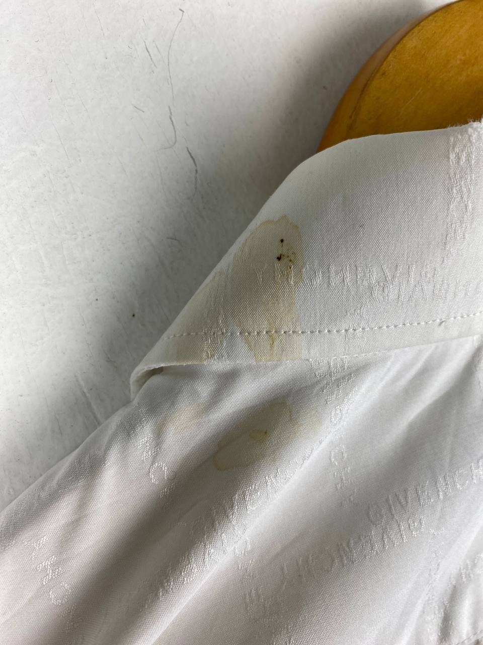 Givenchy givenchy monogram shirt nice design Size US L / EU 52-54 / 3 - 9 Thumbnail