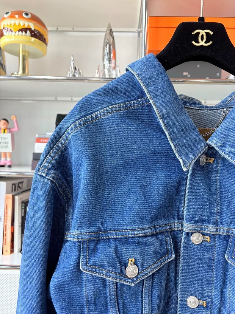Other Balenciaga size 36 Cropped silhouette denim jacket Size US S / EU 44-46 / 1 - 2 Thumbnail
