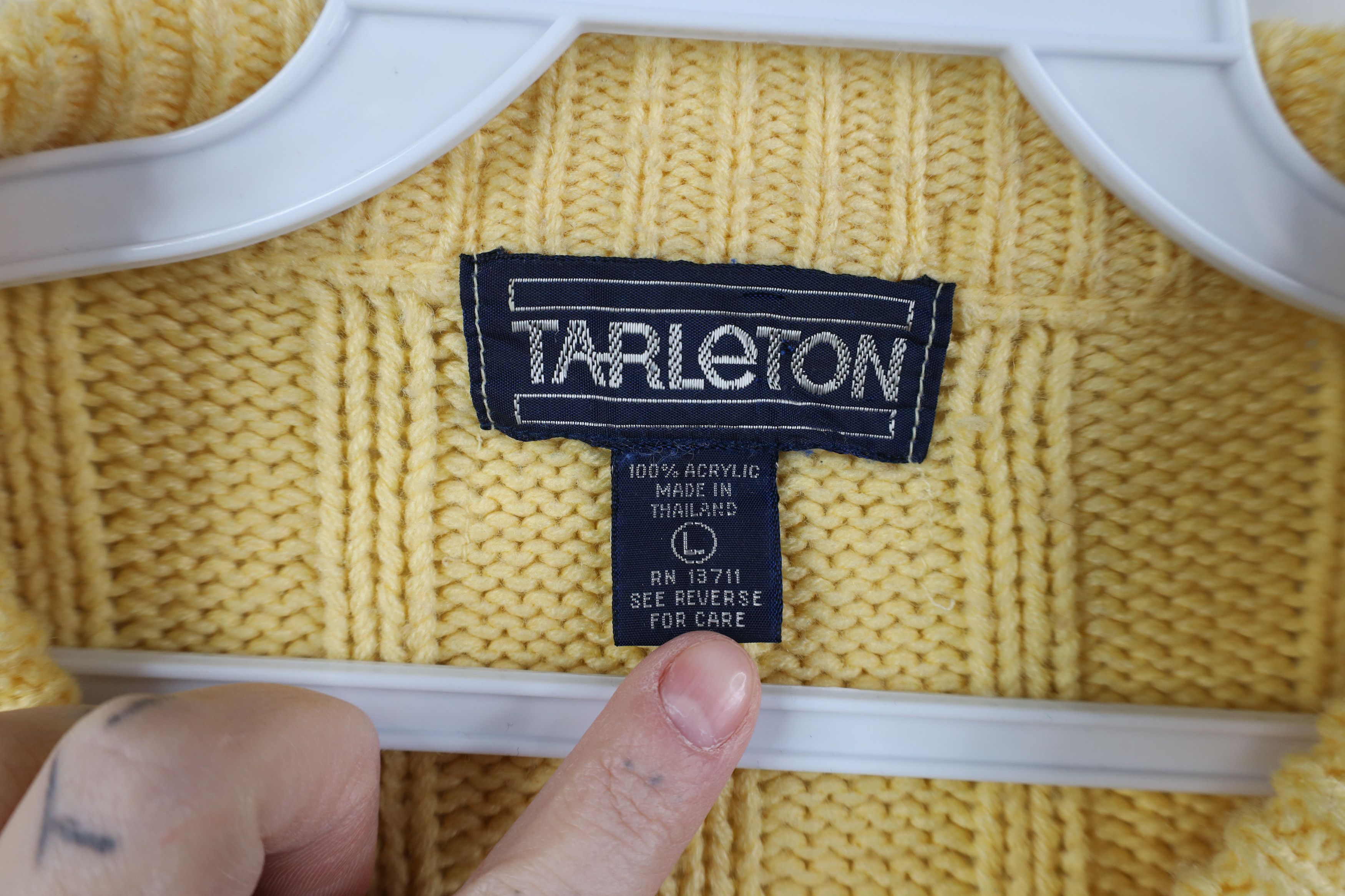 Vintage Vintage 70s Streetwear Cable Knit Fisherman Sweater Yellow Size L / US 10 / IT 46 - 4 Thumbnail