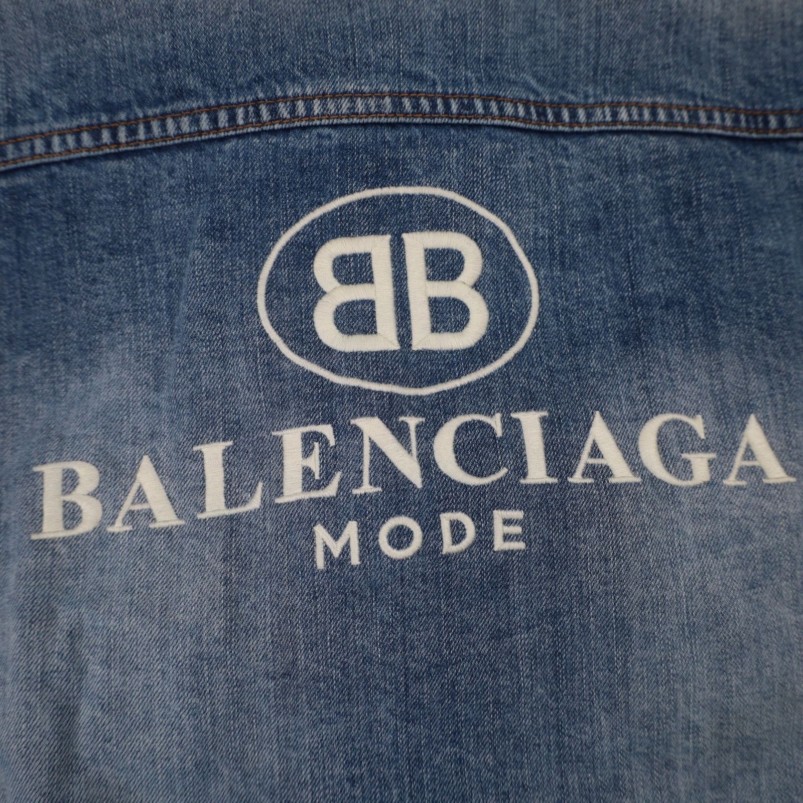 Balenciaga Balenciaga Mode Japanese Denim Embroidered Spellout Jacket Size US M / EU 48-50 / 2 - 18 Thumbnail