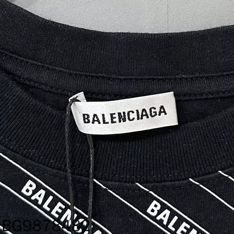 Balenciaga Balenciaga Short sleeves with full logo on bullet screen Size US M / EU 48-50 / 2 - 5 Thumbnail