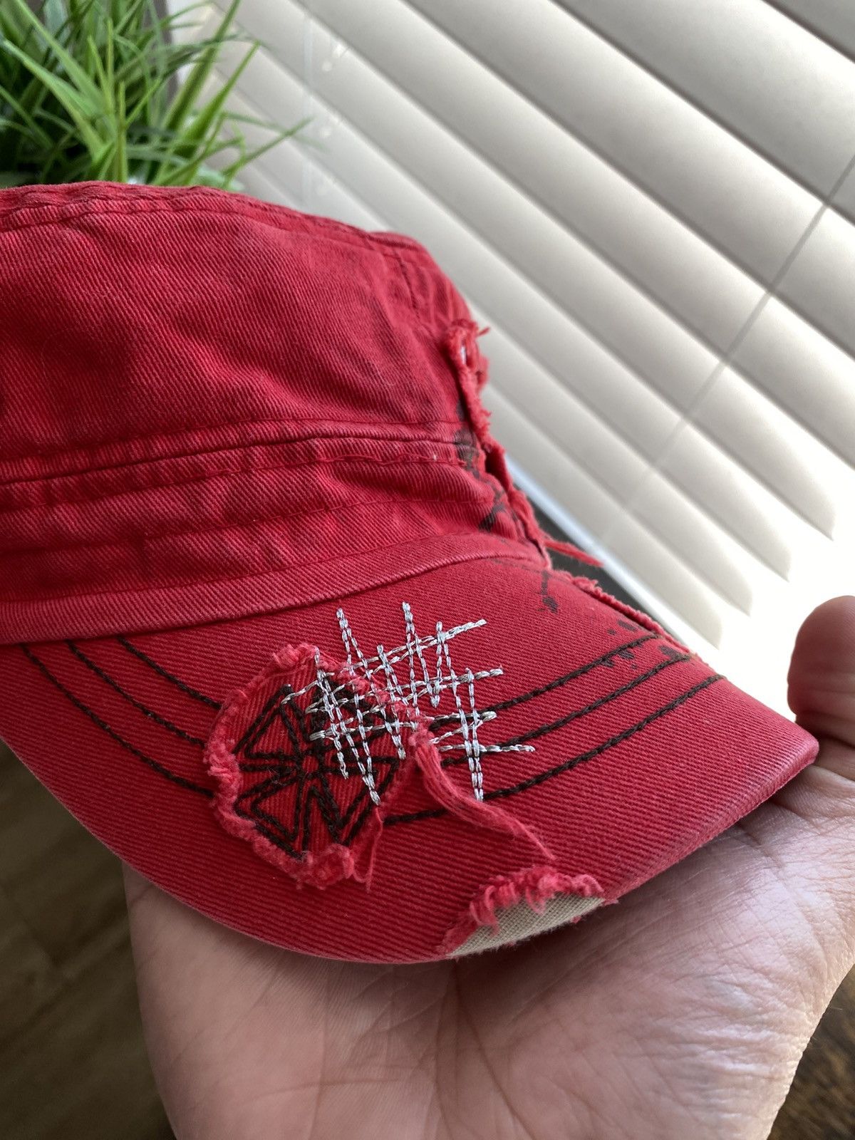 Other Y2K Cross Grunge Goth Army Hat Size ONE SIZE - 4 Thumbnail