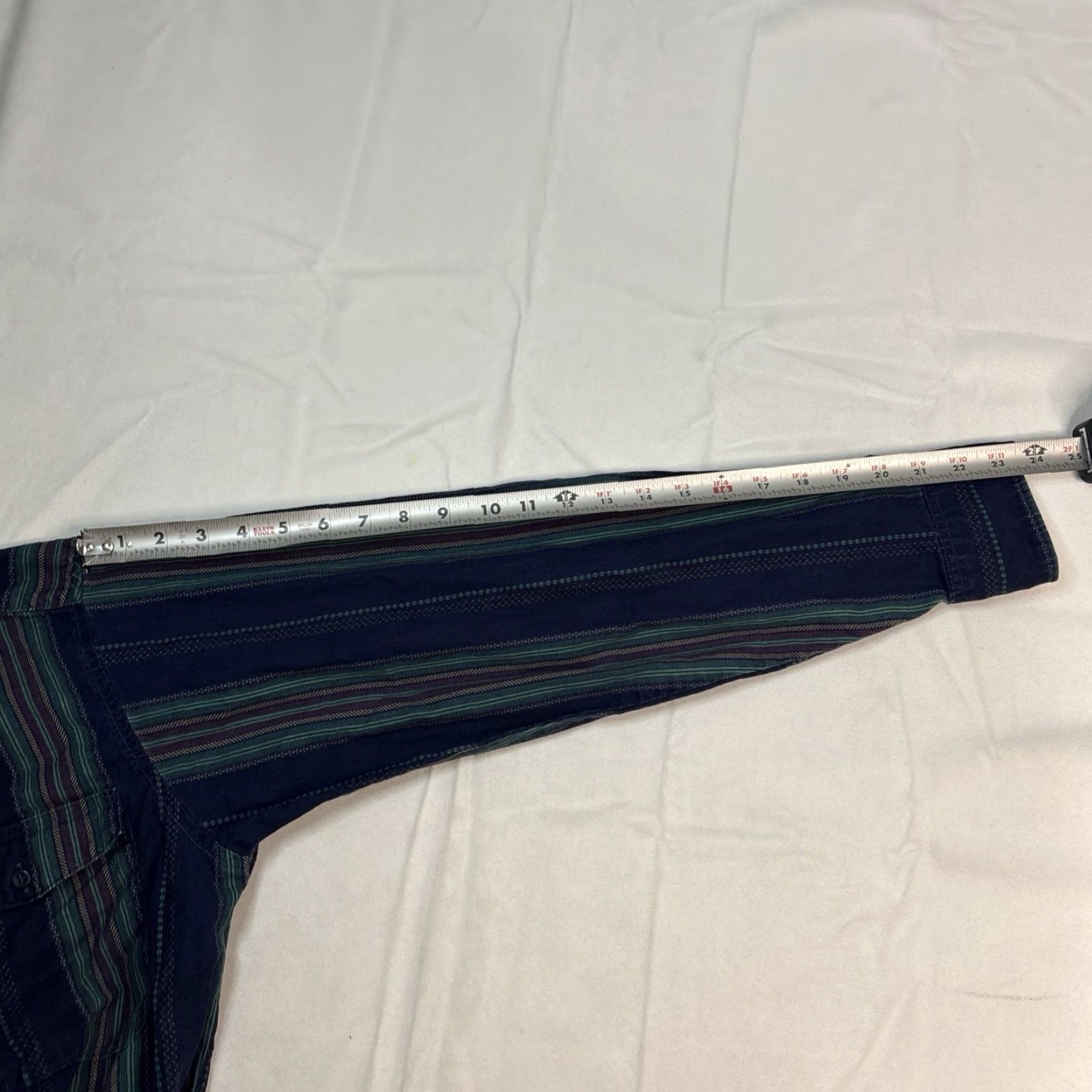 Wrangler VINTAGE Wrangler Collarless Button-Up Shirt Western Men’s M 15-1/2 X 34 Striped Blue Long Sleeve Size 15.5 Mens Size US L / EU 52-54 / 3 - 5 Thumbnail