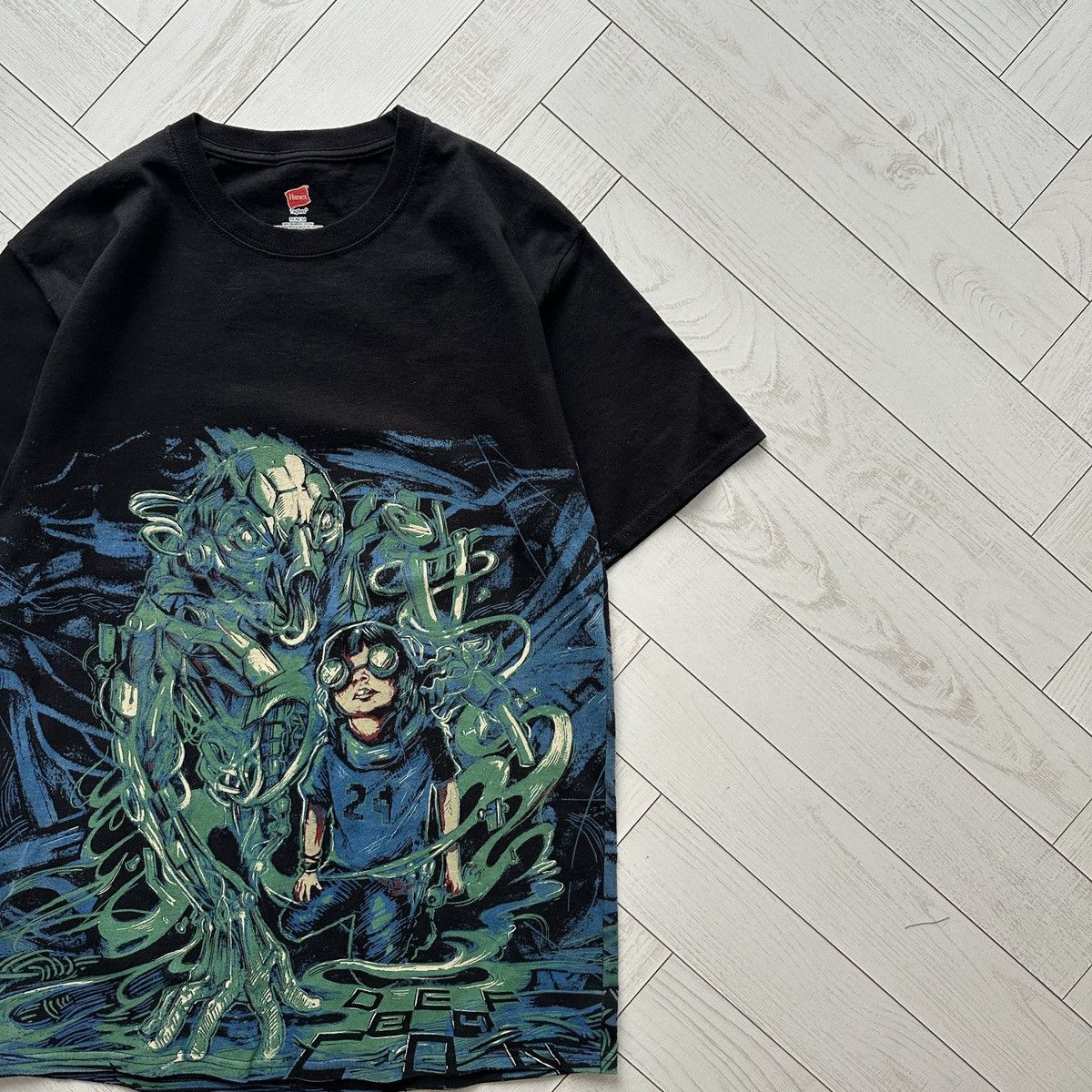 DEFCON Defcon 2024 Disobey Cyberpunk Girl tee Hacker y2k rare hype Size US M / EU 48-50 / 2 - 3 Thumbnail