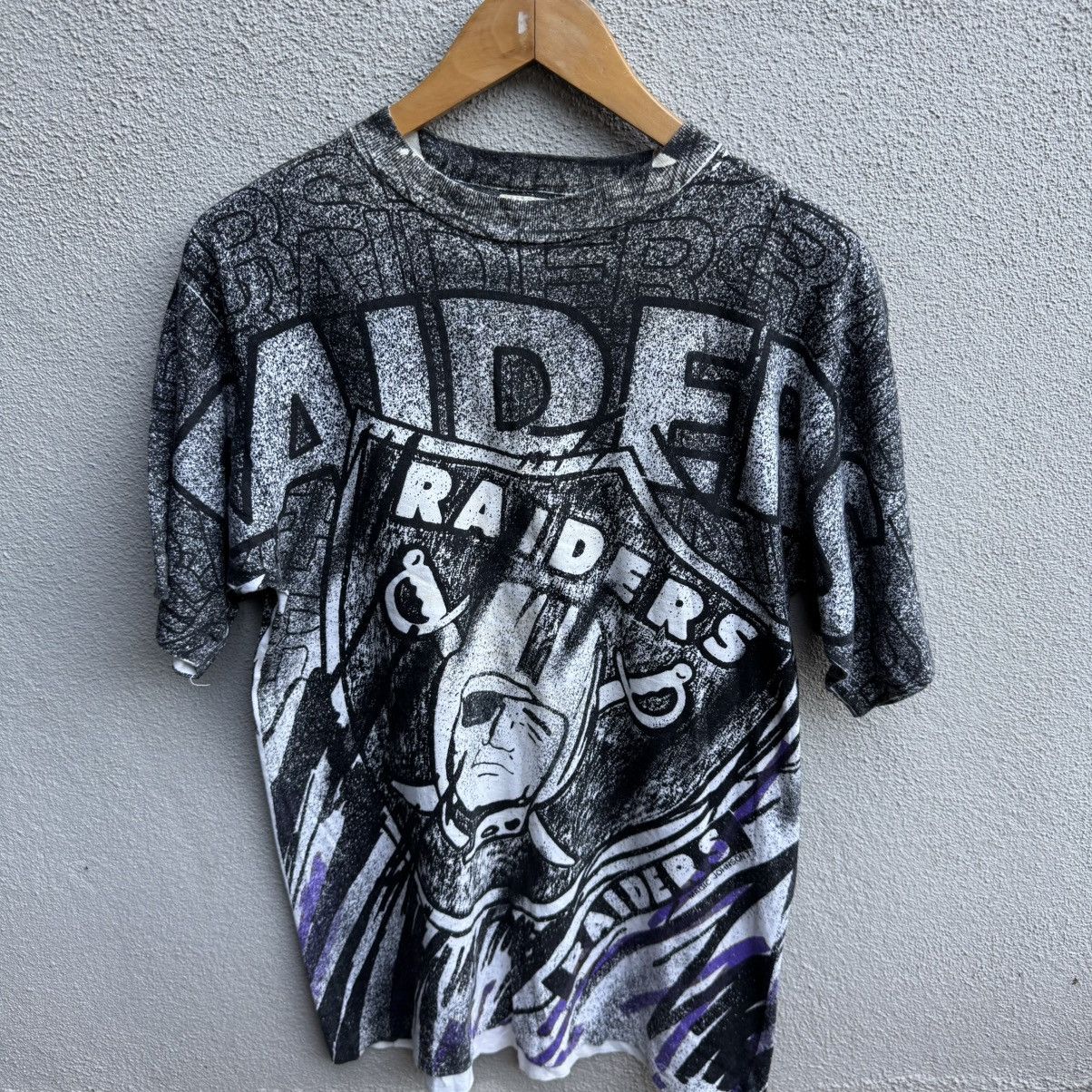 NFL Vintage 90s RAIDERS all over print tee NFL Size US M / EU 48-50 / 2 - 2 Thumbnail