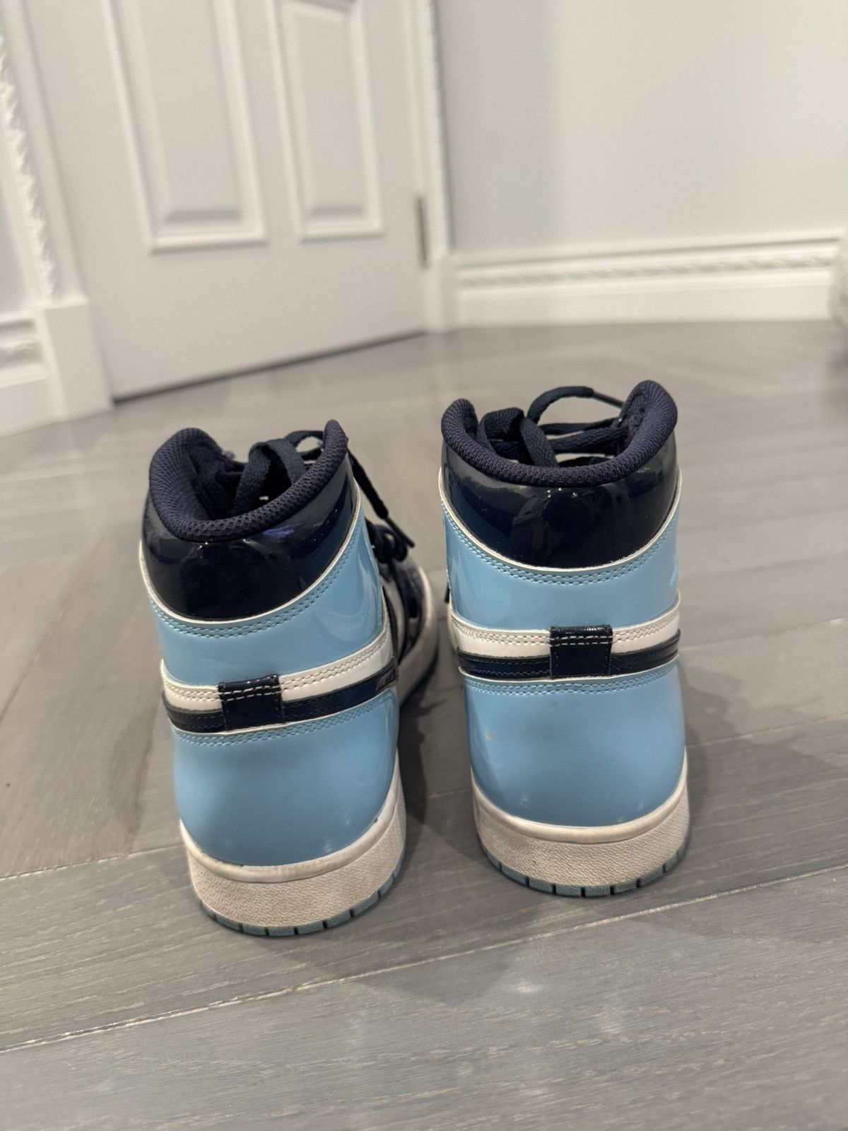 Nike Women’s Air Jordan 1 Retro High OG Blue Chill Size US 7 / IT 37 - 8 Thumbnail