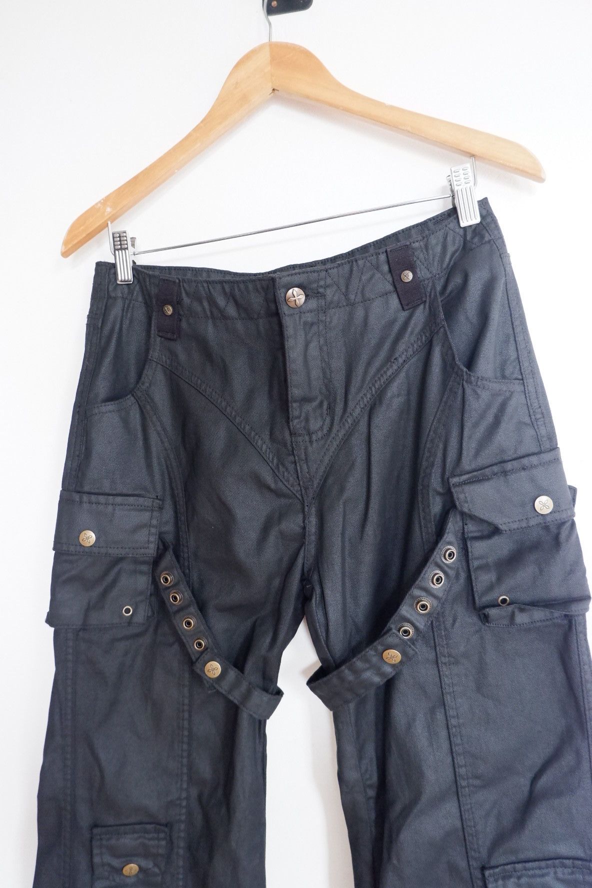 Japanese Brand SMFK - Black Coated Bondage Cargo Wide Leg Pants Size US 29 - 3 Thumbnail