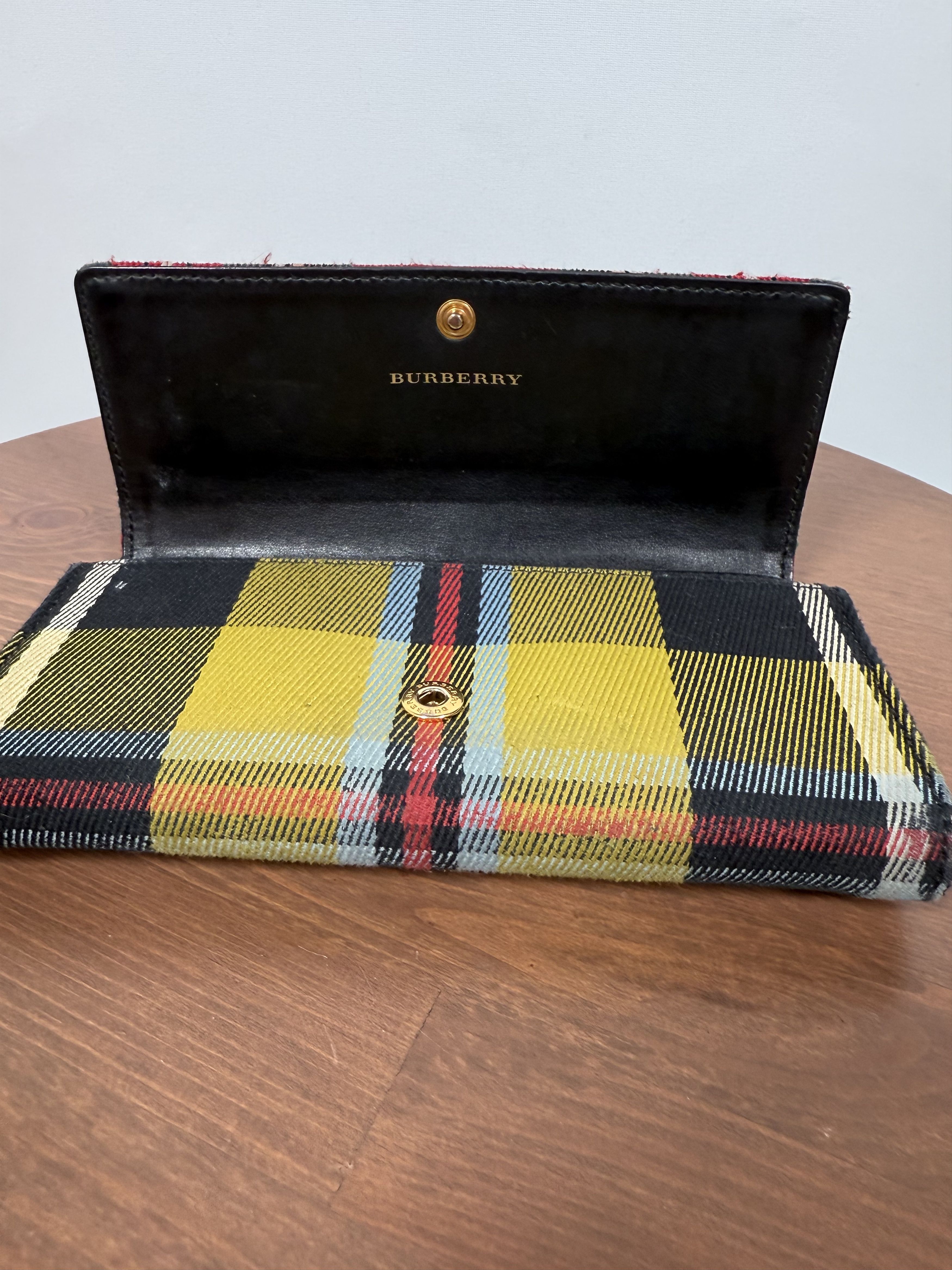 Burberry Burberry Check Plaid Tartan Canvas Cotton Wallet Size ONE SIZE - 2 Thumbnail