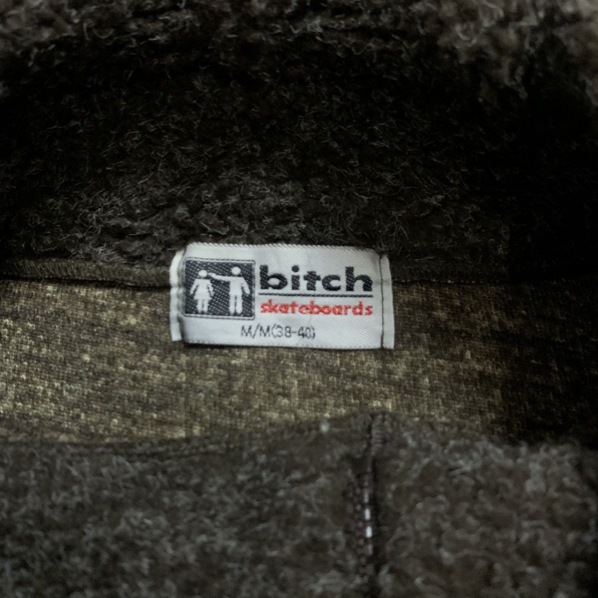 Vintage 2000s skate Teddy fleece Bitch skateboard pullover jacket Size US L / EU 52-54 / 3 - 7 Thumbnail