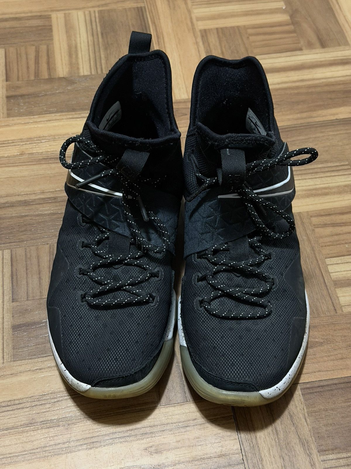 Nike Nike LeBron 14 Black Ice Size US 11 / EU 44 - 3 Thumbnail