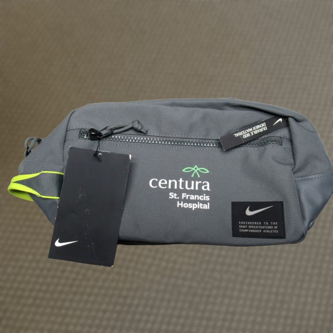 Nike Nike Utility Dopp Kit Bag Grey 900 Denier Zip Front Pocket Water Resistant Nylon Travel Men Misc Size ONE SIZE - 1 Thumbnail