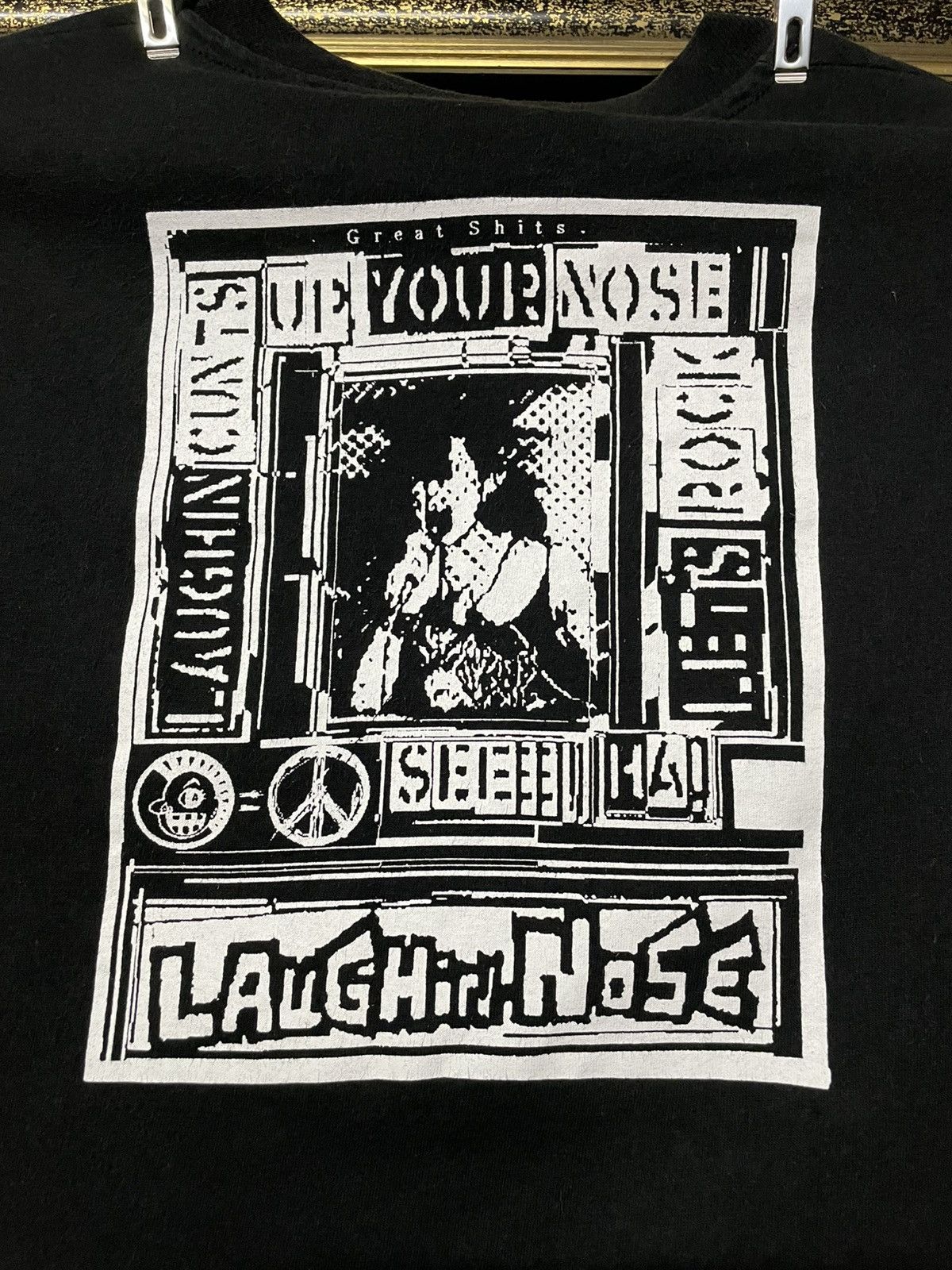 Vintage Vintage 90s Laughin Nose Cunts Up Og Punk Japan Band Tshirt Size US L / EU 52-54 / 3 - 13 Thumbnail