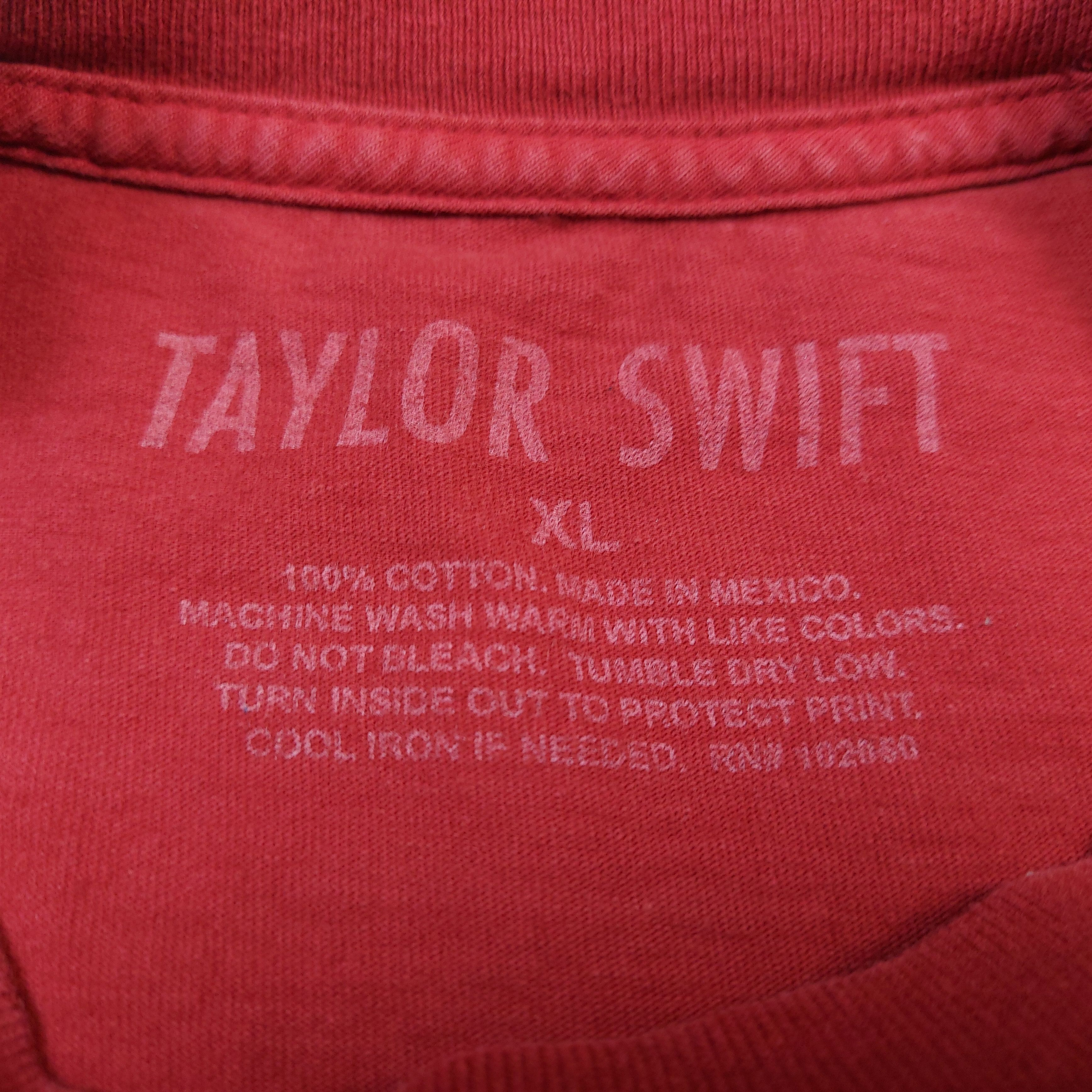Band Tees Taylor Swift Treacherous Song Lyrics Official Merch TEE Size US XL / EU 56 / 4 - 10 Thumbnail