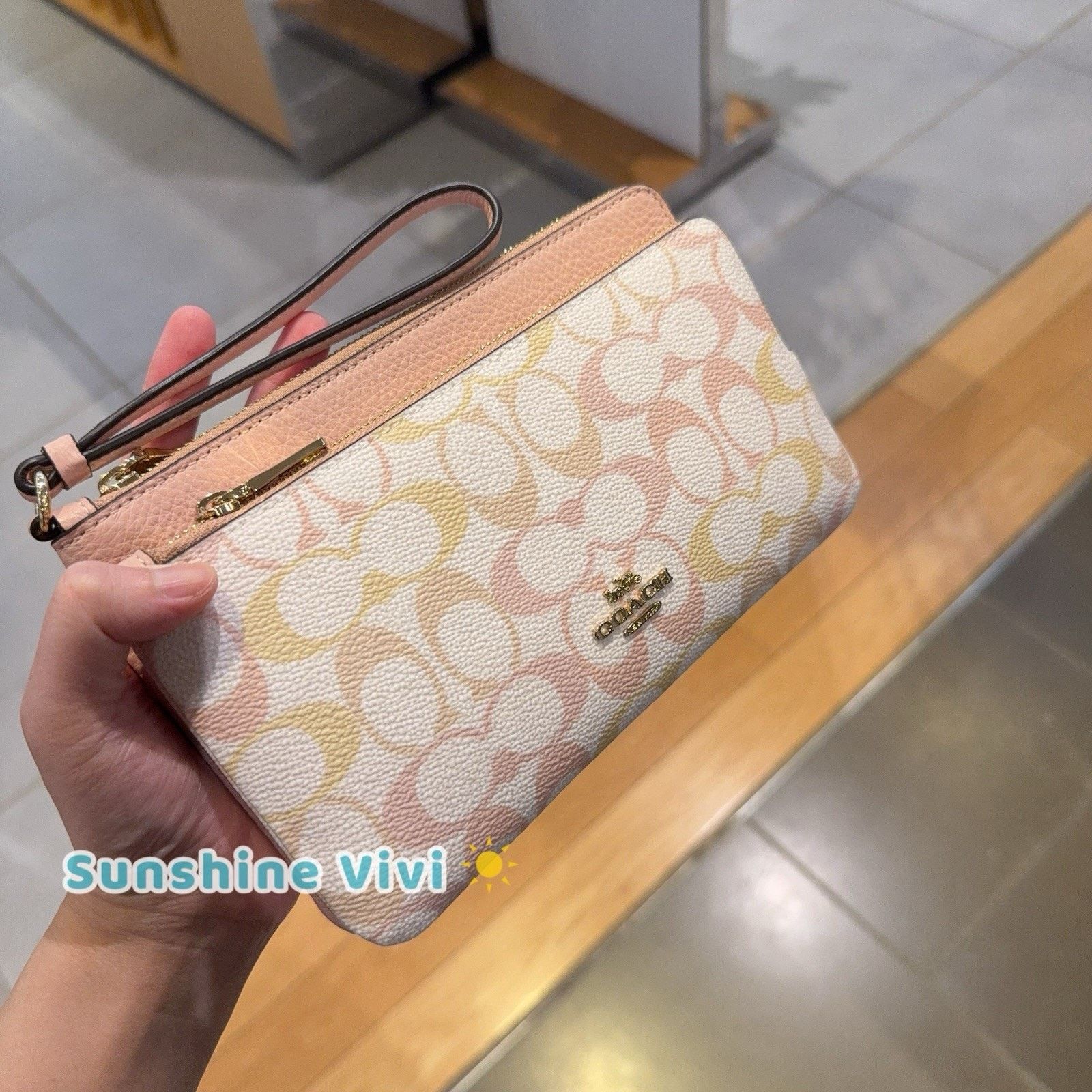 Coach NWT Coach Double Zip Wristlet Pretty Gold/Chalk/Pink CEF62 Size ONE SIZE - 2 Thumbnail