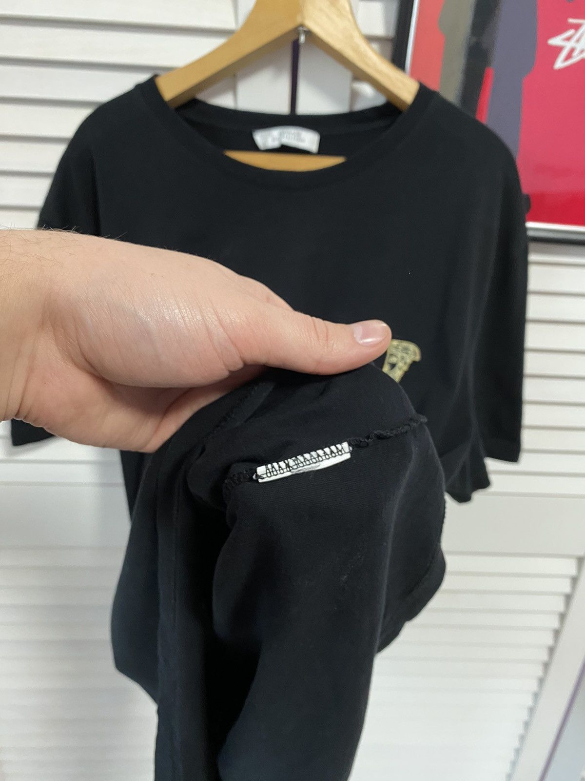 Versace × Vintage T-Shirt Tee Black Versace Mini Logo Medusa Minimal Size US M / EU 48-50 / 2 - 5 Thumbnail