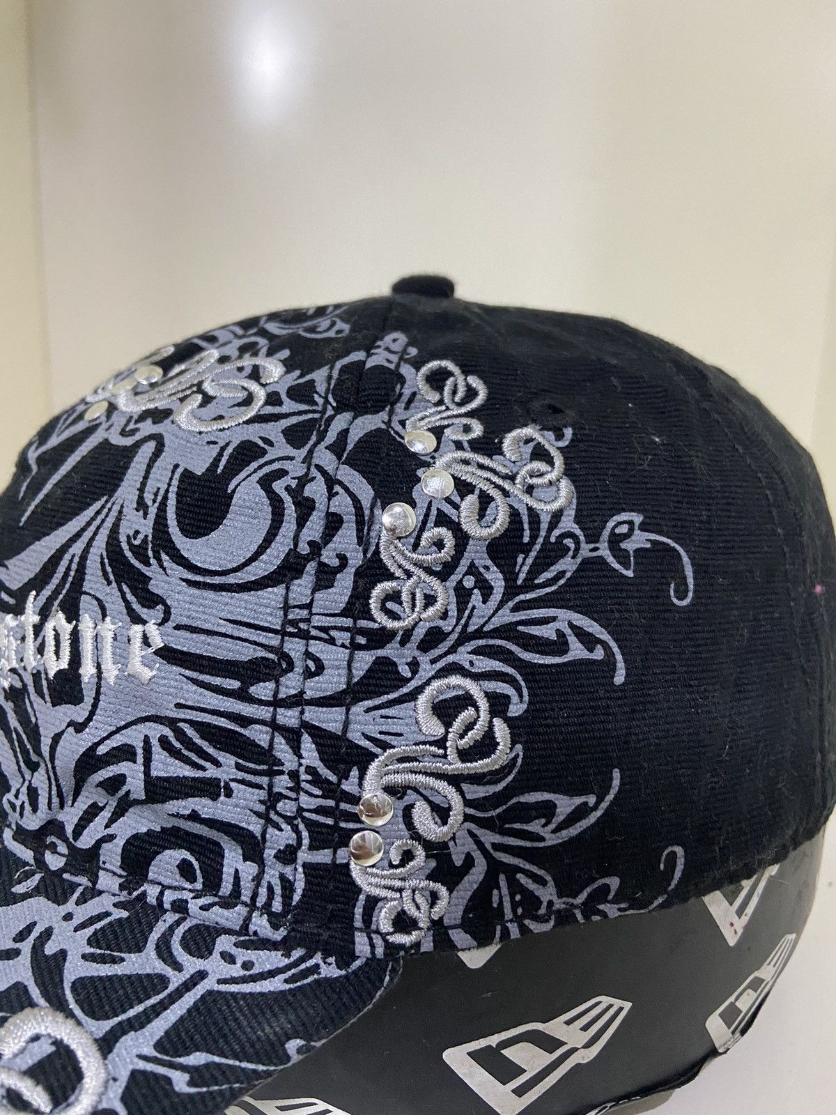 If Six Was Nine × Le Grande Bleu (L.G.B.) Vintage Y2K yellow stone L.G.B style hat Size ONE SIZE - 4 Thumbnail