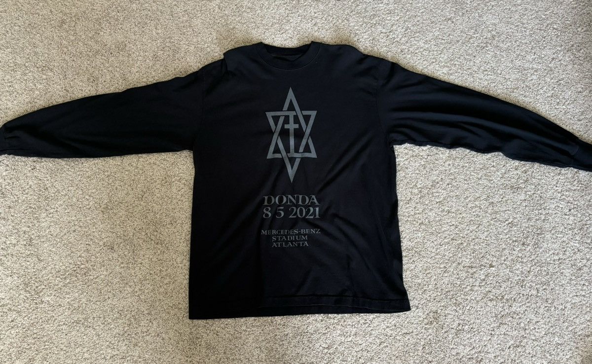 Kanye West Donda Doves Long Sleeve T Shirt Large | Grailed