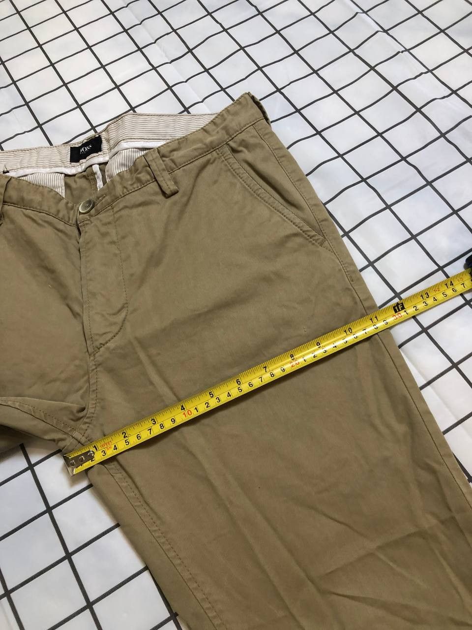 Hugo Boss HUGO Boss Sand Straight Leg Chino Size US 32 / EU 48 - 8 Thumbnail
