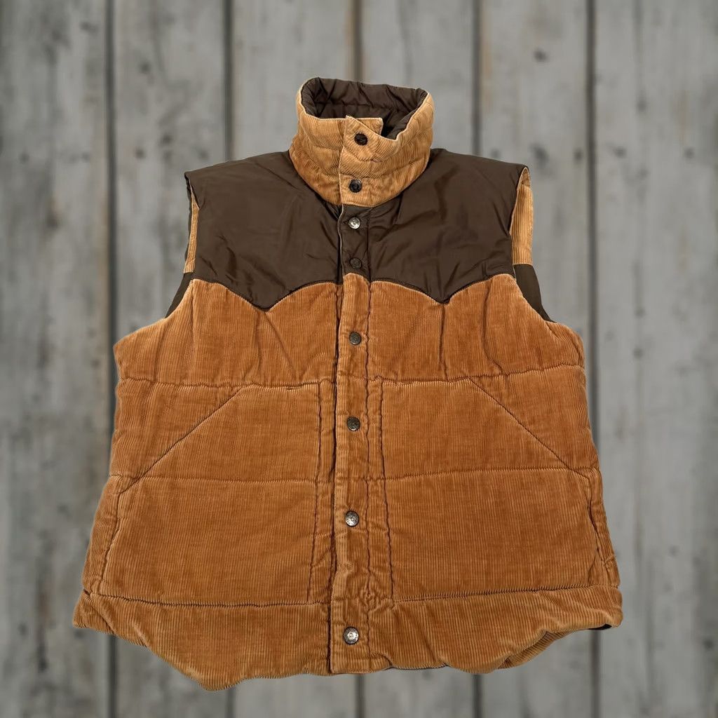 Ocean Pacific VINTAGE Ocean Pacific Vest Mens Small Brown Corduroy Reversible Puffer Snap OP Size US S / EU 44-46 / 1 - 1 Thumbnail