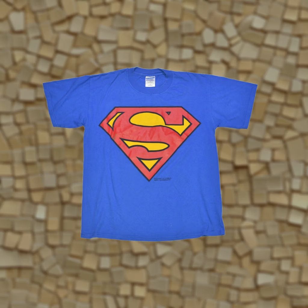 Gildan Gildan Superman 1997 DC Comics Vintage T-Shirt Tee M Blue 90s Mens Shirt Size US M / EU 48-50 / 2 - 1 Thumbnail