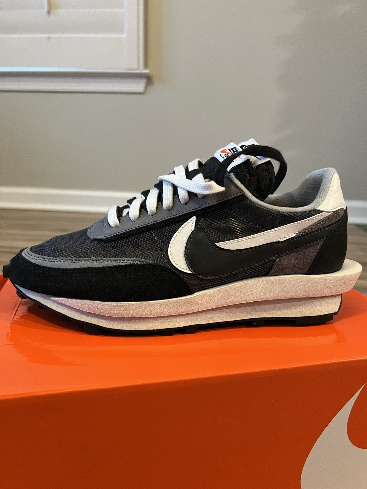 Nike × Sacai Nike Sacai LD Waffle Black and White Size US 9 / EU 42 - 10 Thumbnail