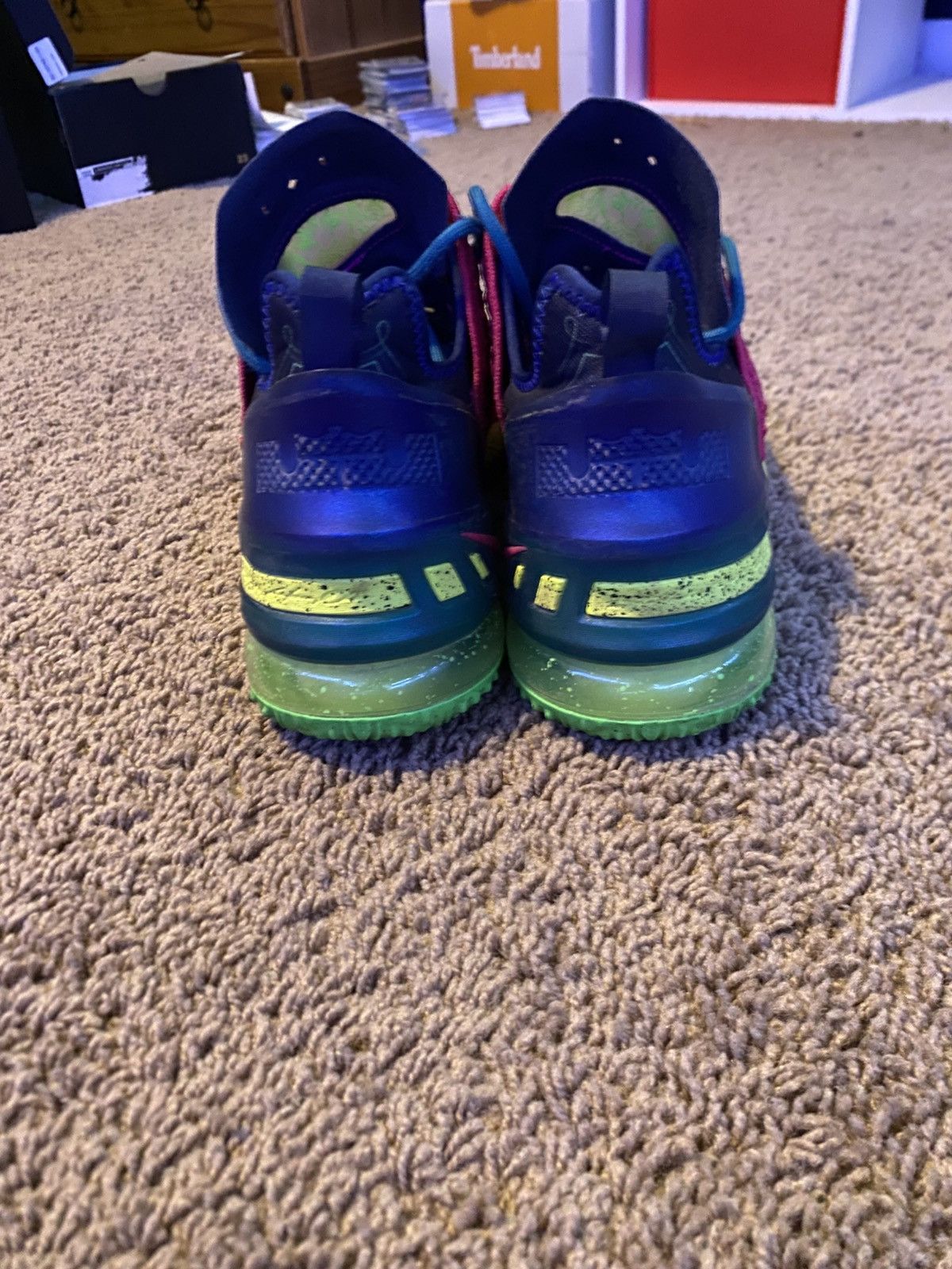 Nike Nike Lebron 18 "Los Angeles By Night" Size US 9.5 / EU 42-43 - 4 Thumbnail