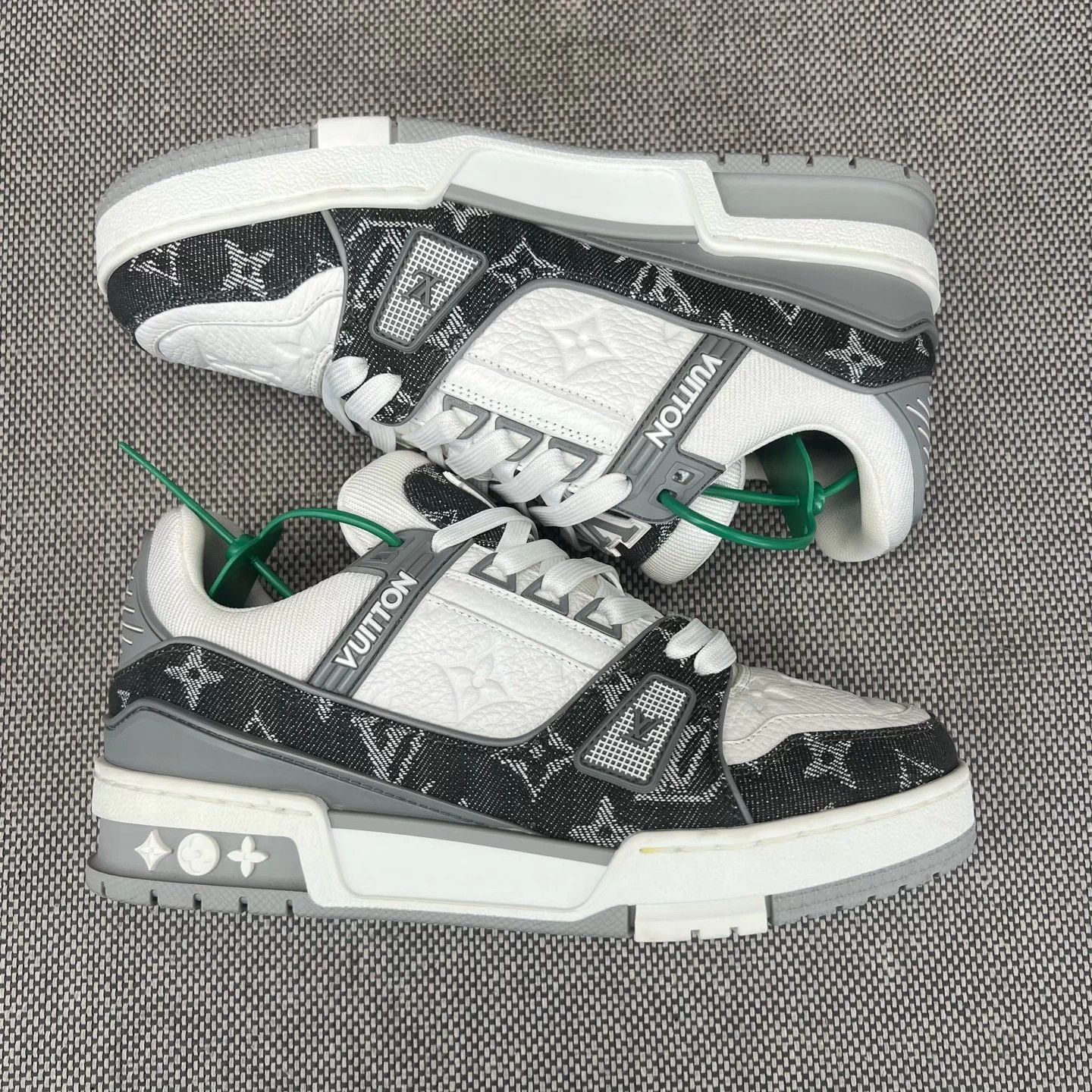 Louis Vuitton LV Trainer White Gray Denim 36.5 2x Worn Size US 5.5 / IT 35.5 - 2 Thumbnail