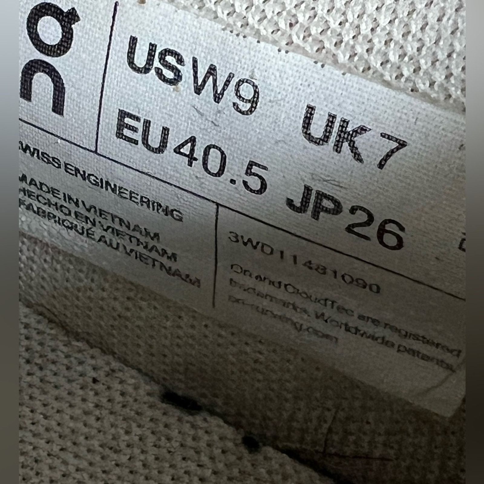 On Women’s Size 9 - ON The Roger Spin Undyed White Yellow Shoes Size US 9 / IT 39 - 9 Thumbnail