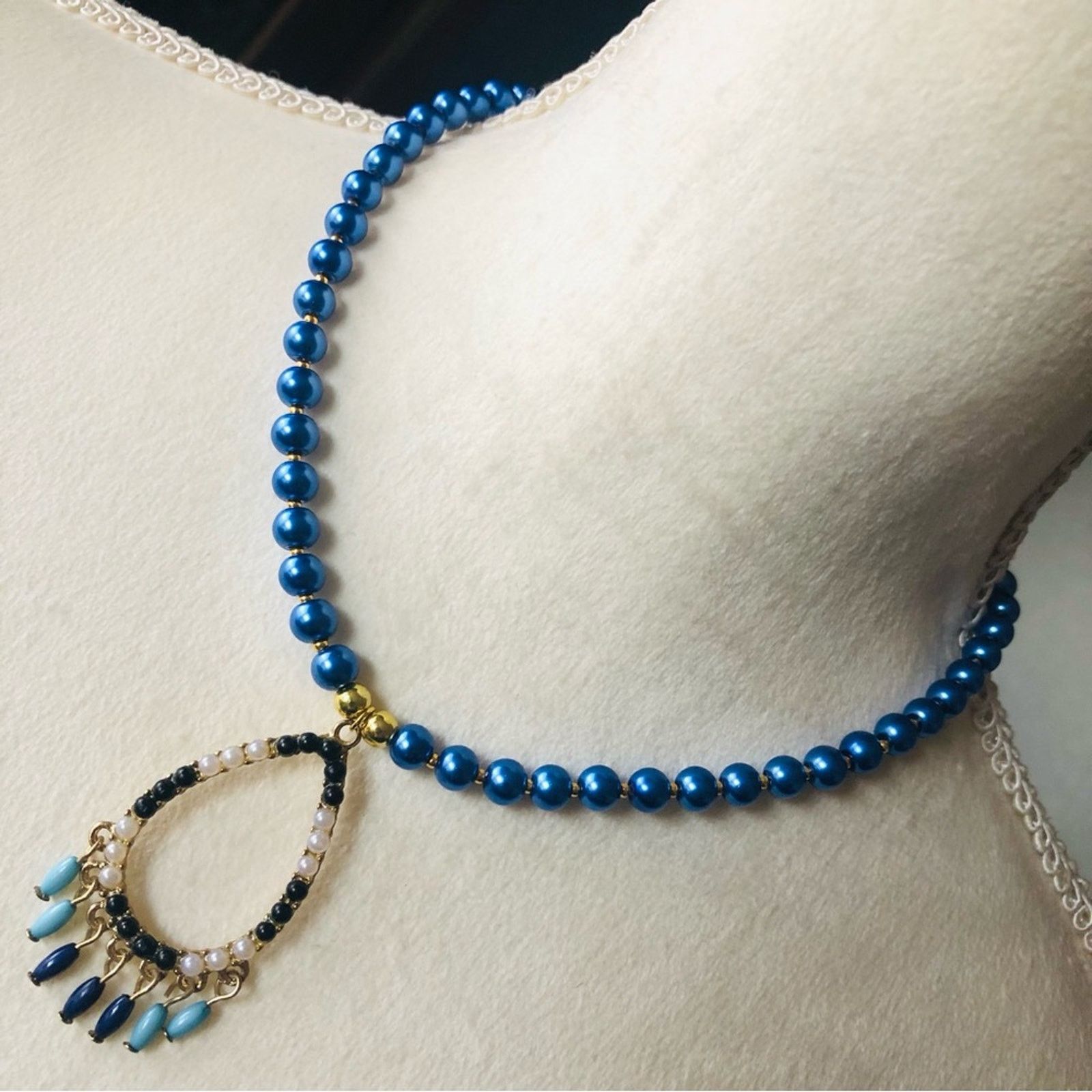 Handmade Handcrafted repurpose teardrop beaded pendant Pearl necklace Size ONE SIZE - 1 Thumbnail