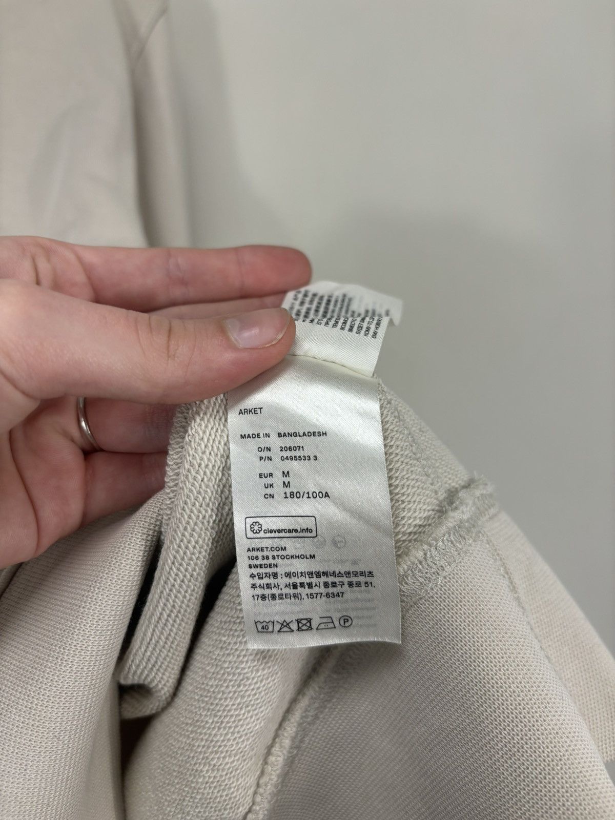Arket Arket Men’s Beige Classic 2011 Pullover Sweatshirt Size US M / EU 48-50 / 2 - 9 Thumbnail