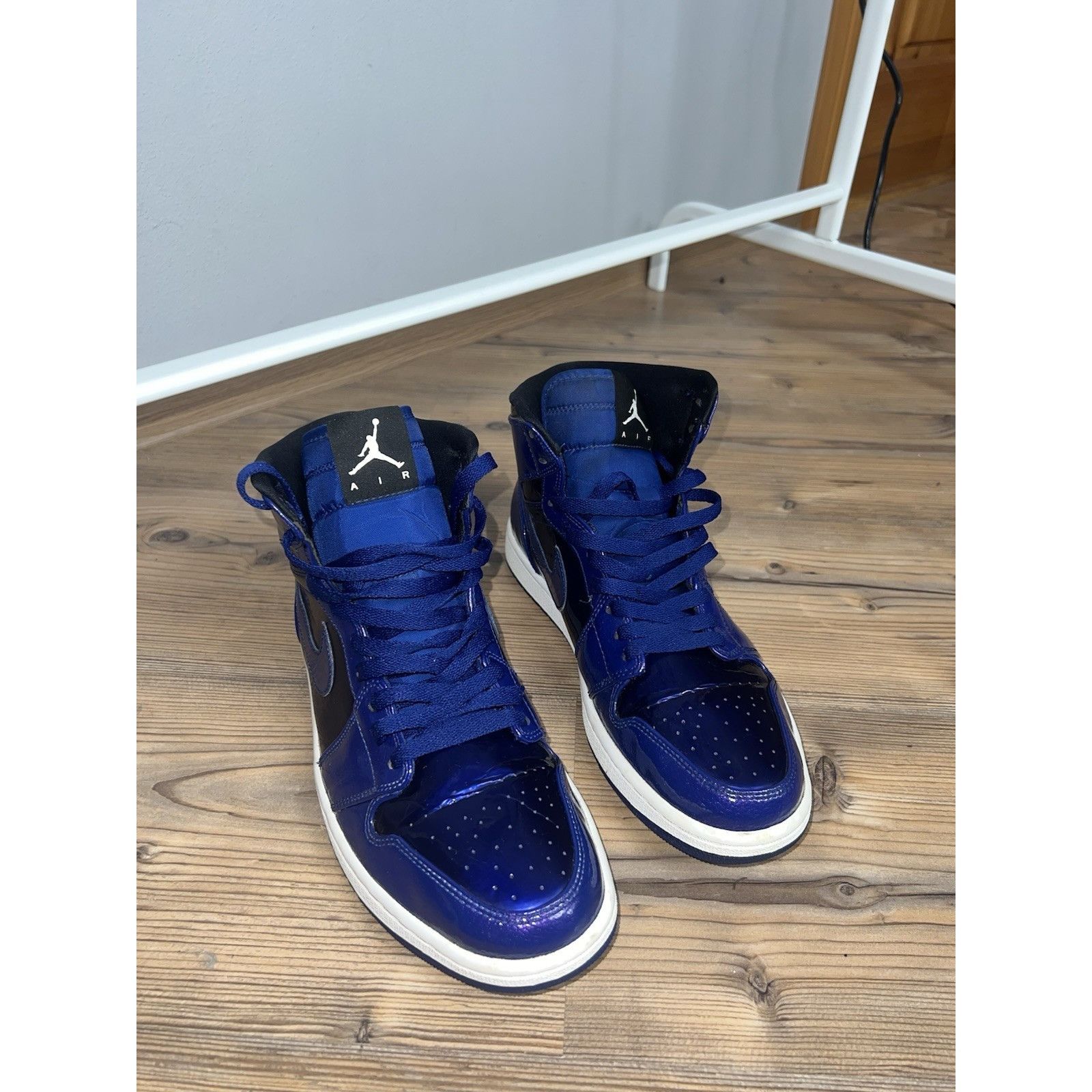 Jordan Brand Size 11 - Air Jordan 1 Retro High Deep Royal Size US 11/ EU Size US 11 / EU 44 - 6 Thumbnail