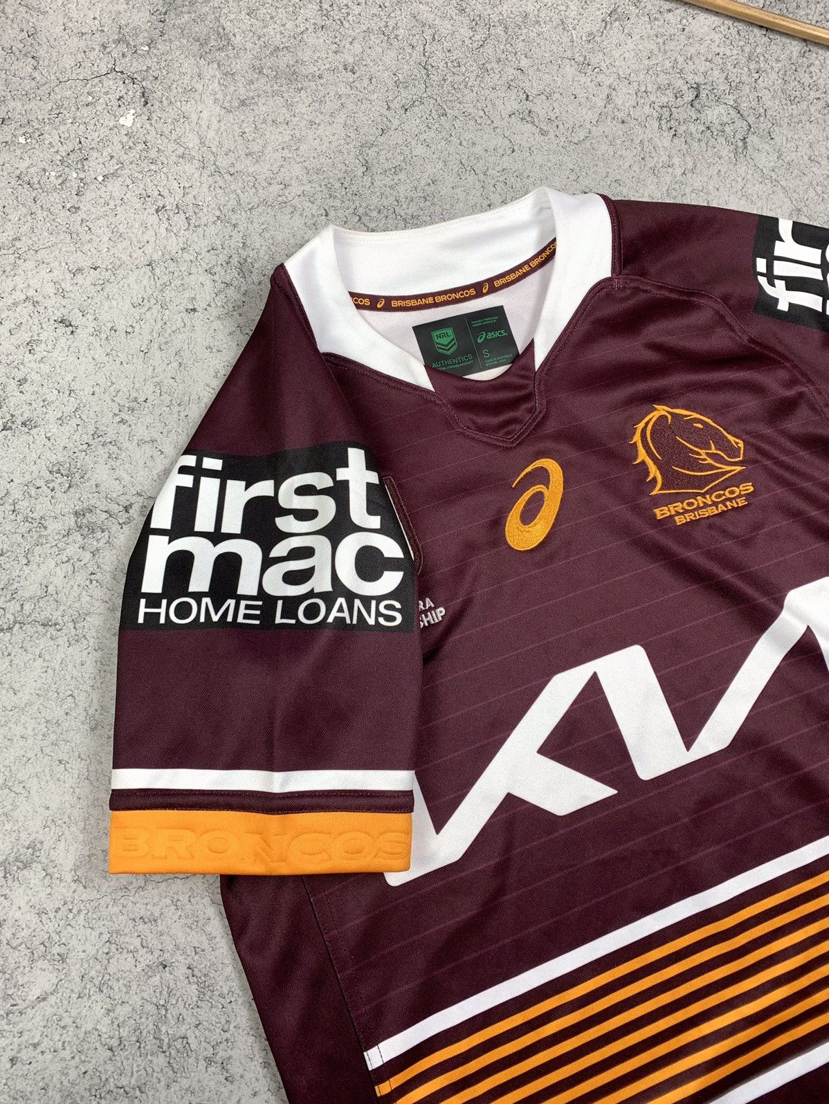 Other Asics Brisbane Broncos NRL 2022 Home Rugby Jersey Size S Size US S / EU 44-46 / 1 - 8 Thumbnail