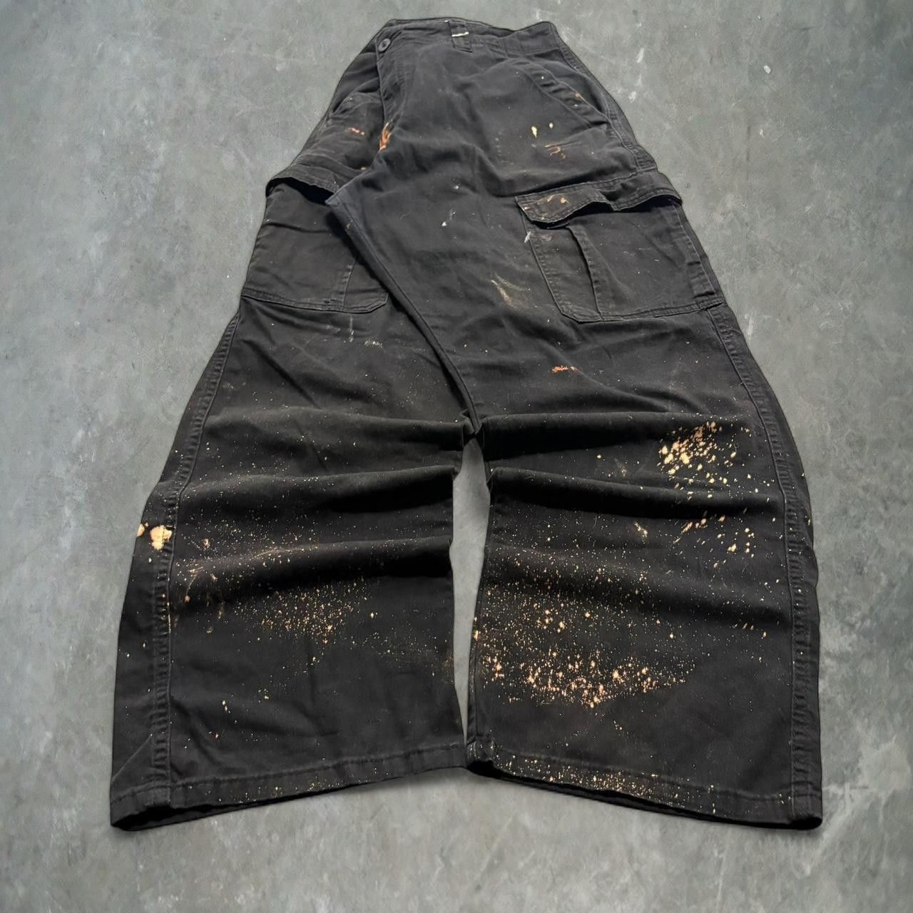 Vintage Crazy Vintage Y2K 2000s Baggy Black Workwear Black Grunge Cargo Pants! Size US 36 / EU 52 - 1 Thumbnail