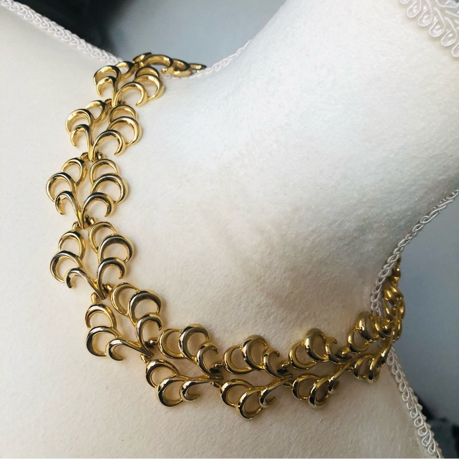 Vintage Vintage filigree link discs choker necklace Size ONE SIZE - 1 Thumbnail