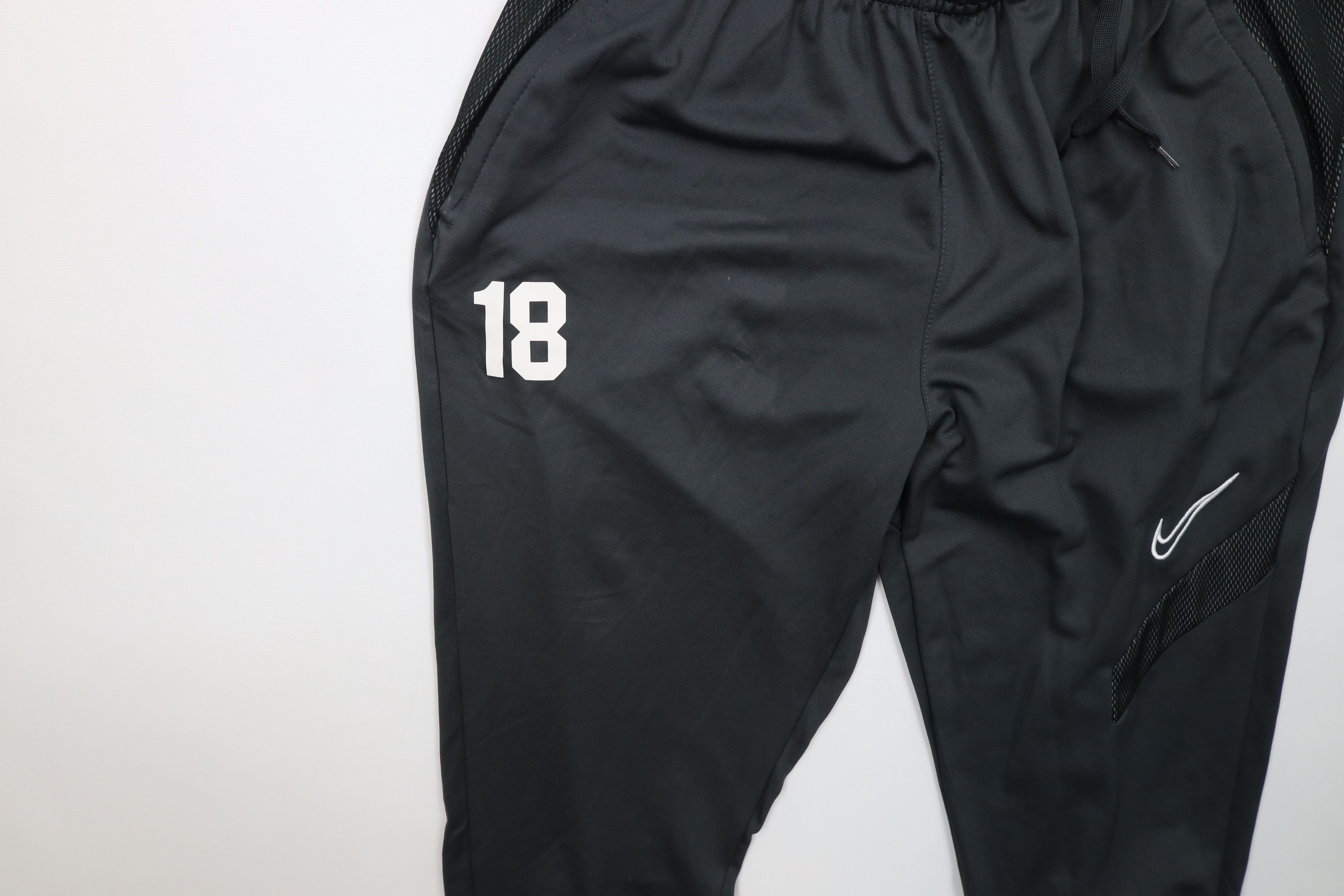 Nike Nike Soccer Mini Swoosh Tapered Leg Warm Up Pants Gray Size US 34 / EU 50 - 11 Thumbnail