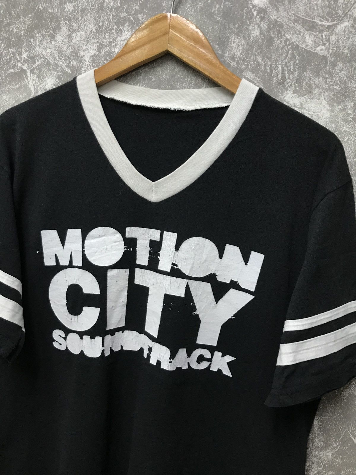 Band Tees × Vintage Vintage Motion City Soundtrack Band Tee Size US L / EU 52-54 / 3 - 5 Thumbnail