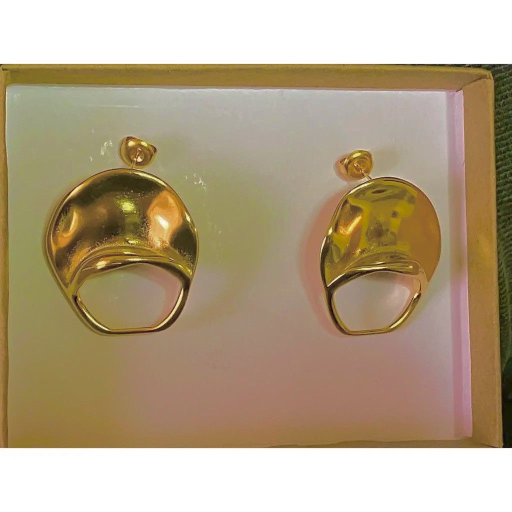 NO ID Stainless steel earrings in golden colour Size ONE SIZE - 1 Thumbnail