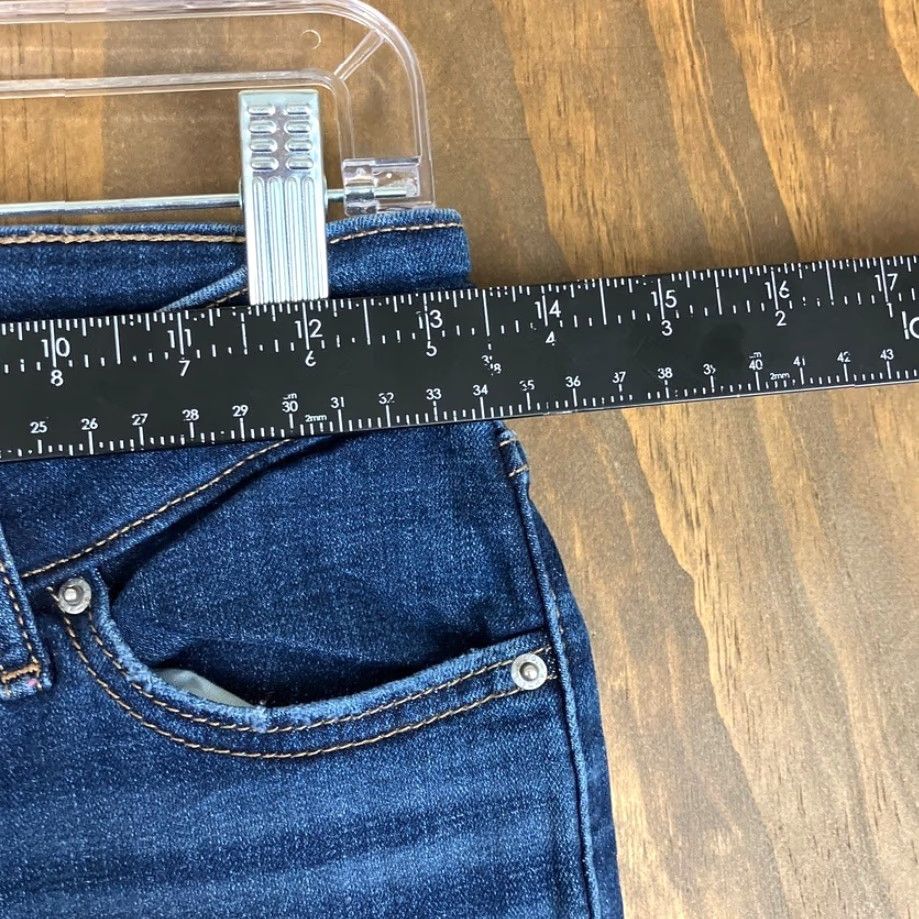Levi's Levis 711 Womens Jeans Blue Denim Mid Rise Distressed Skinny Stretch 25 Jeans Women Blue Distressed Skinny 711 Mid Rise 25 Size 42" / US 20 - 6 Thumbnail