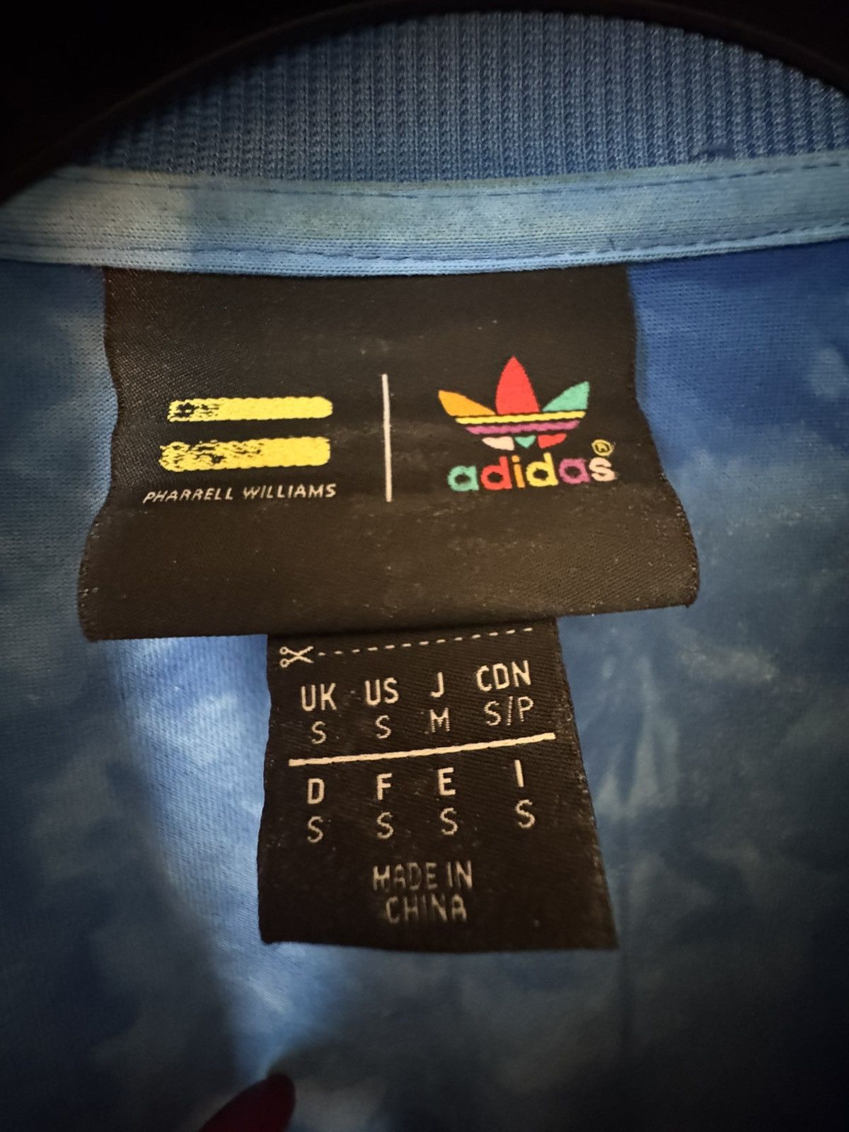 Adidas × Pharrell Adidas x Pharrell Williams HU Tie-Dye Jersey – Size S Size US S / EU 44-46 / 1 - 7 Thumbnail