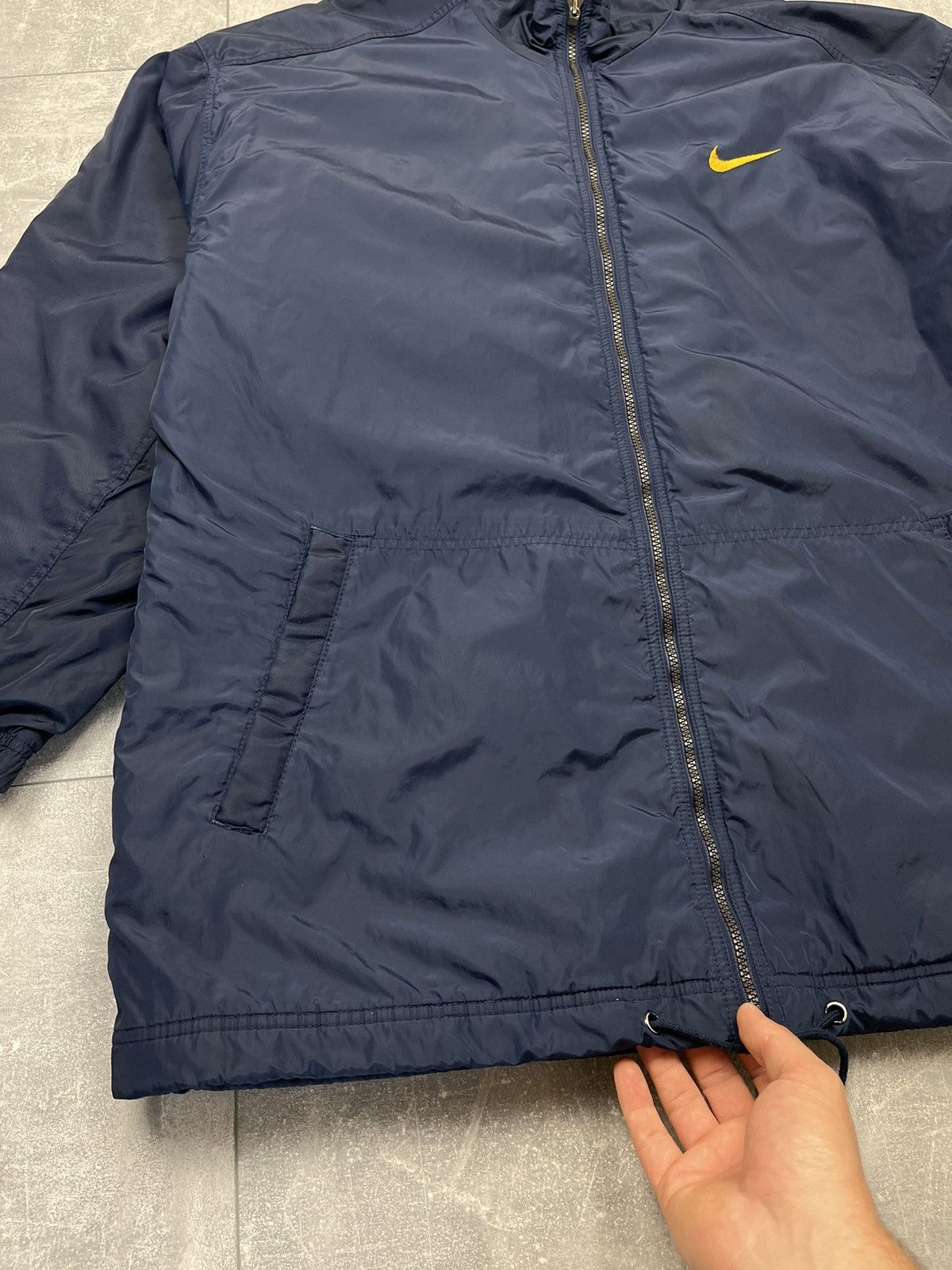 Nike Vintage Nike Puffer Jacket Back Big Logo Size US XL / EU 56 / 4 - 3 Thumbnail