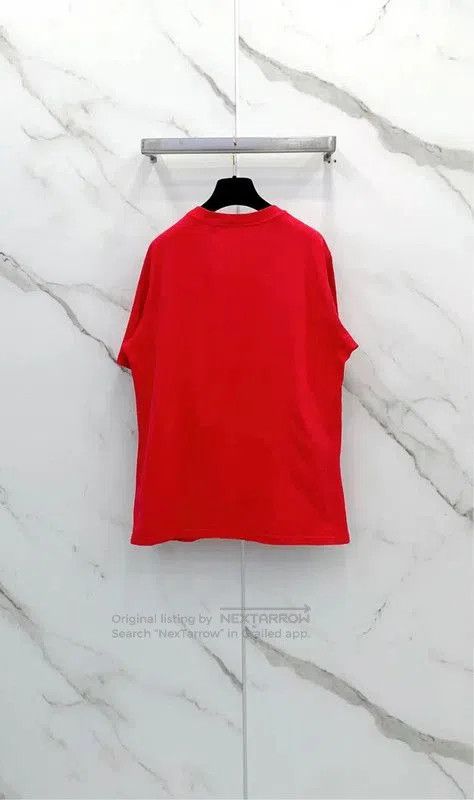 Burberry Burberry Red Cotton T-Shirt with Graphics. Size M / US 6-8 / IT 42-44 - 2 Thumbnail