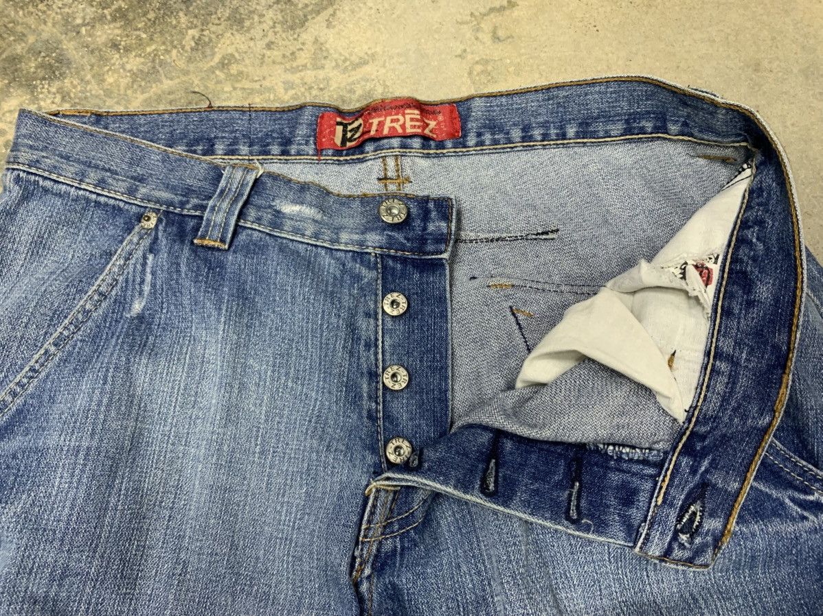 Distressed curve leg TREZ Cargo Jean