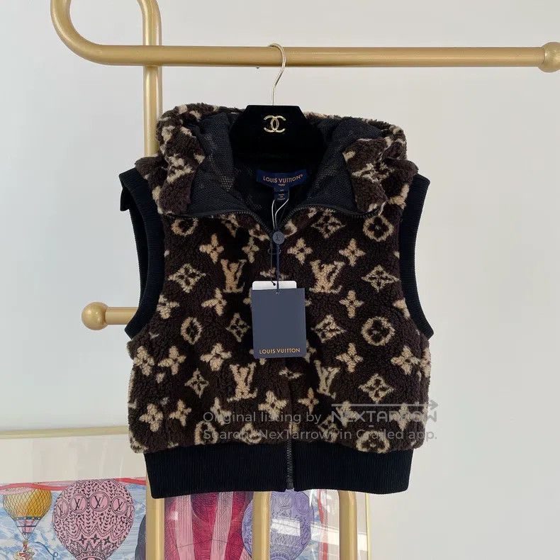 Louis Vuitton Louis Vuitton Full logo teddy vest Size L / US 10 / IT 46 - 3 Thumbnail