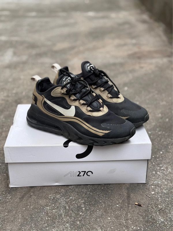 Nike Nike Air Max 270 React Size US 9 / EU 42 - 1 Thumbnail