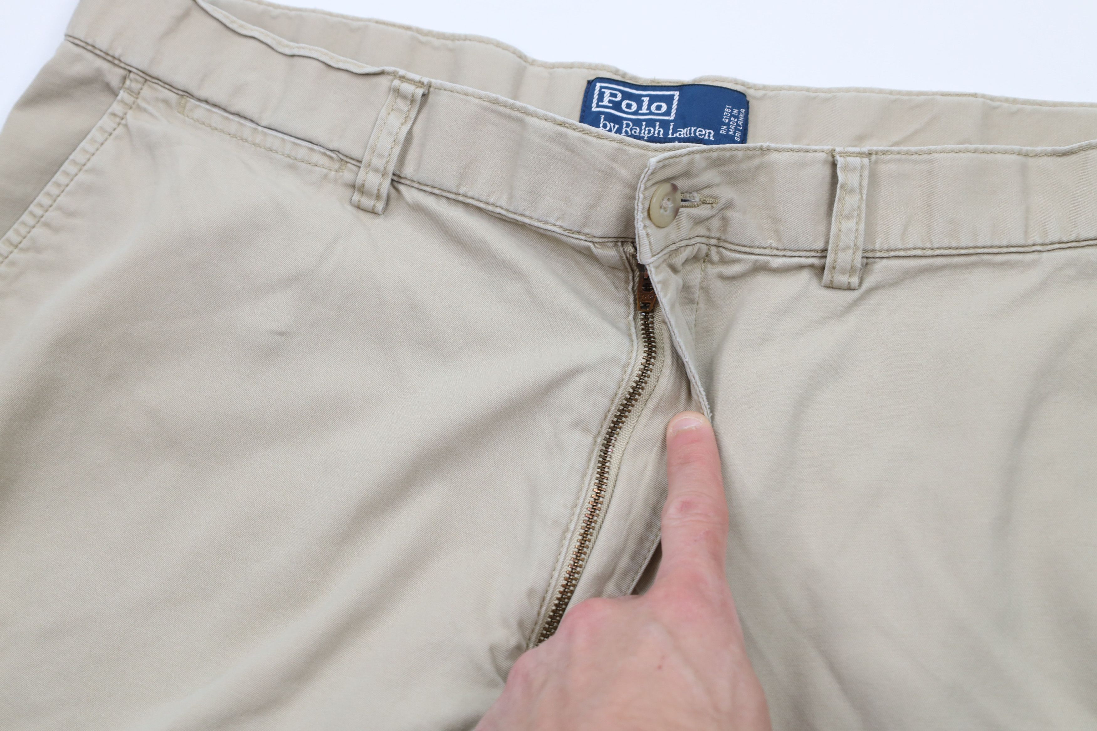 Ralph Lauren × Vintage Vintage 90s Ralph Lauren Above Knee Flat Front Chino Shorts Size US 36 / EU 52 - 8 Thumbnail